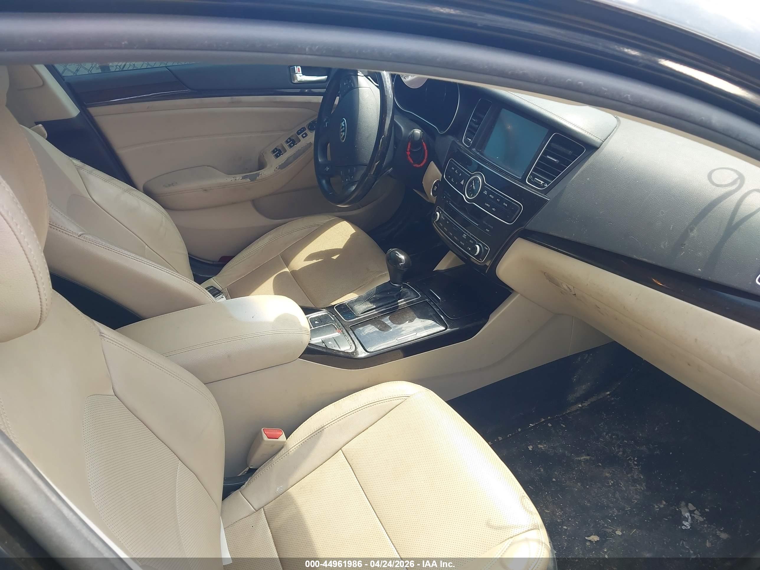KIA CADENZA image 5