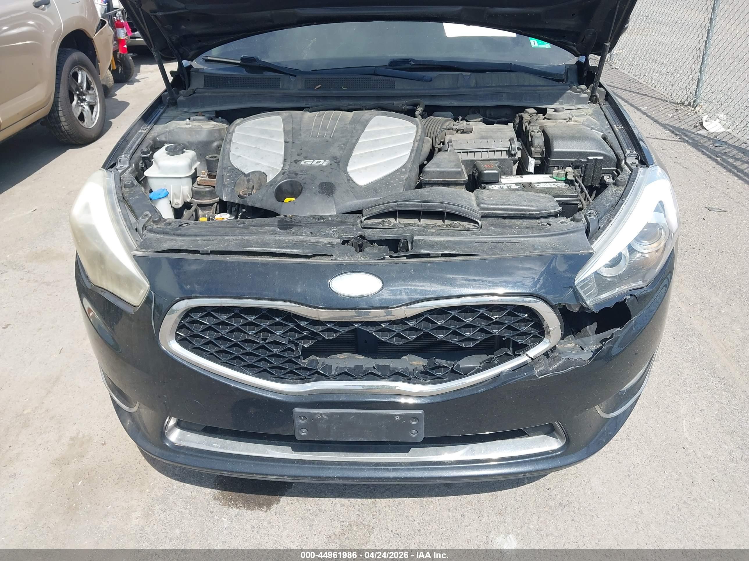 KIA CADENZA image 6