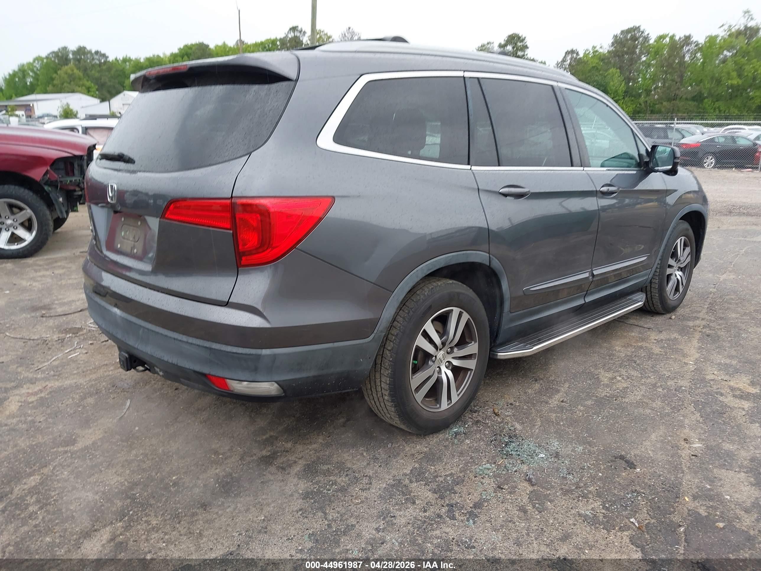 HONDA PILOT image 4