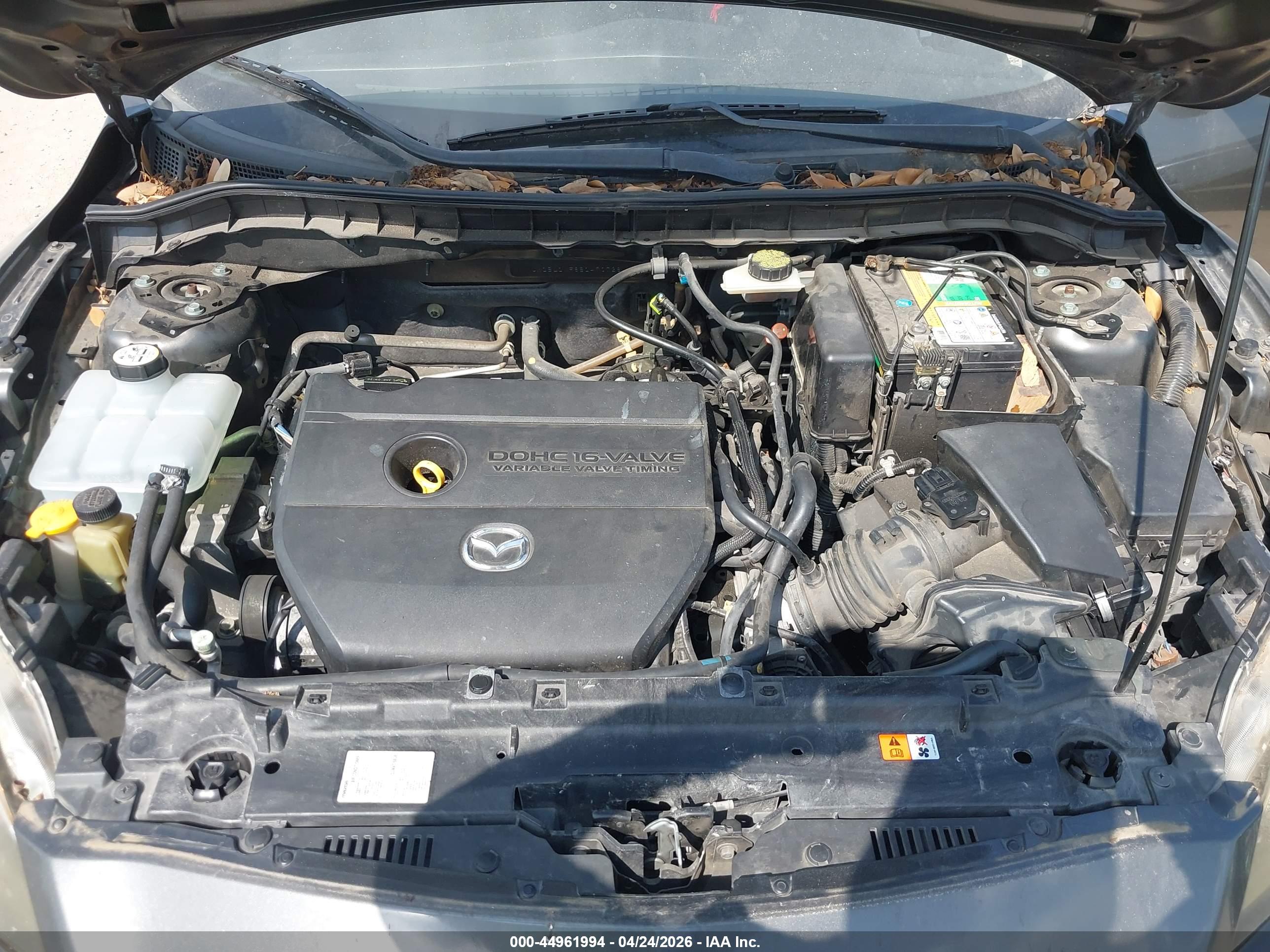 MAZDA MAZDA3 image 10