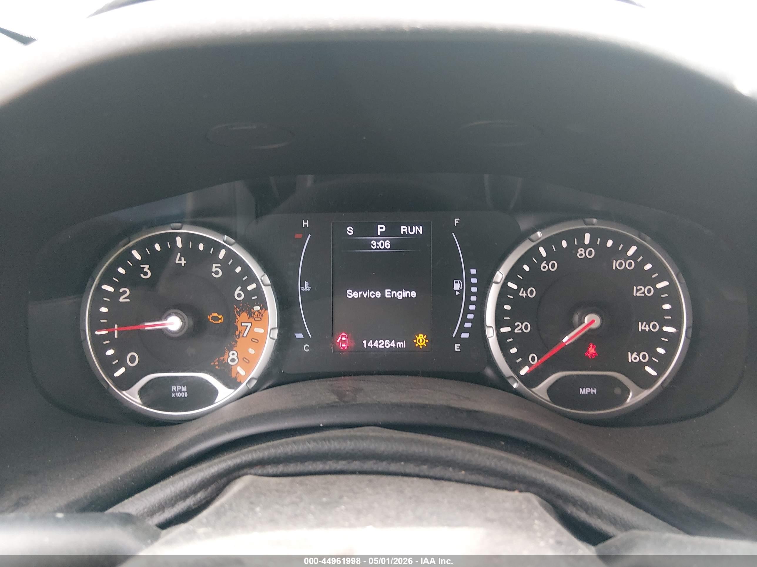 JEEP RENEGADE image 7