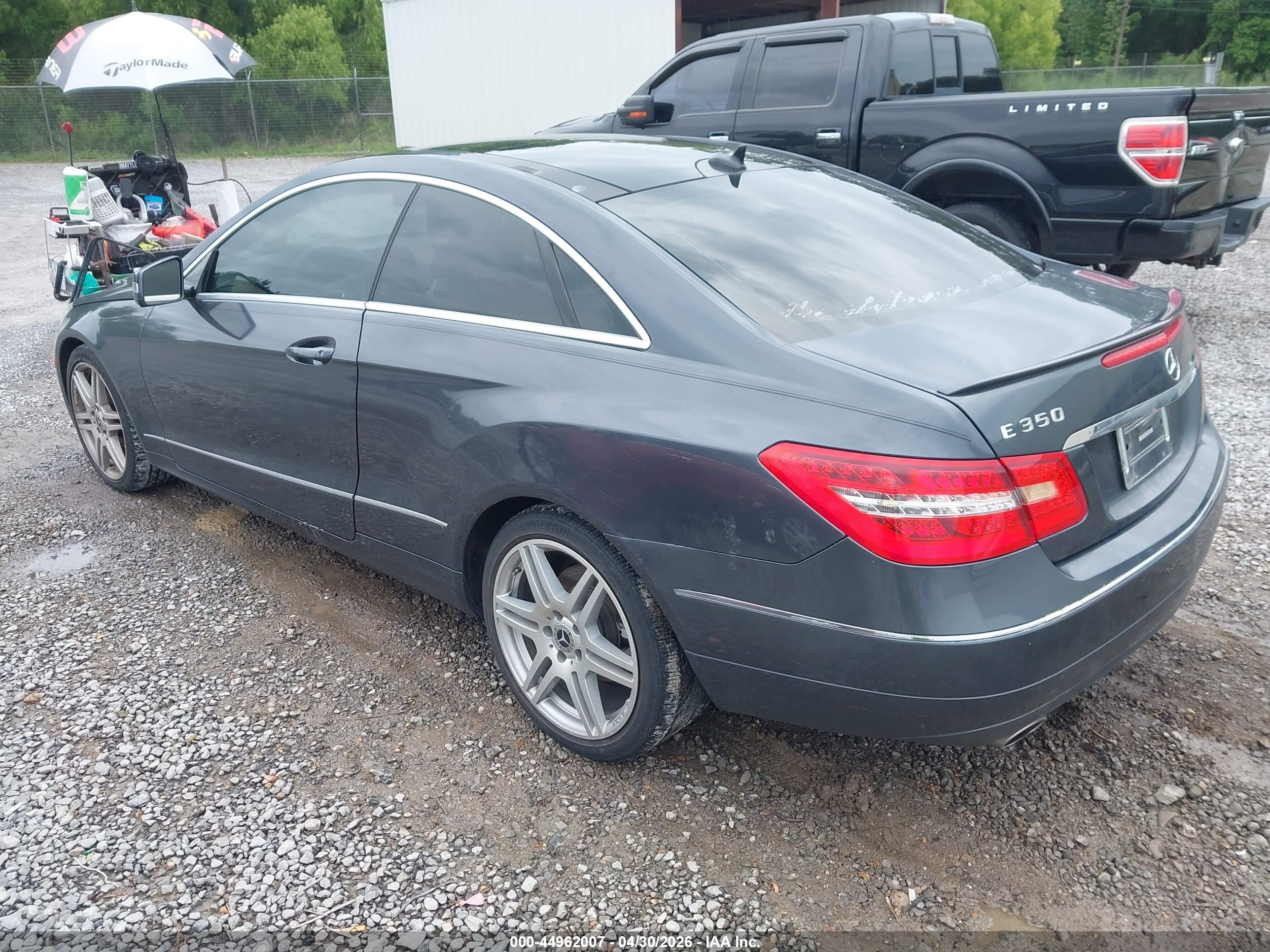 MERCEDES-BENZ E image 3