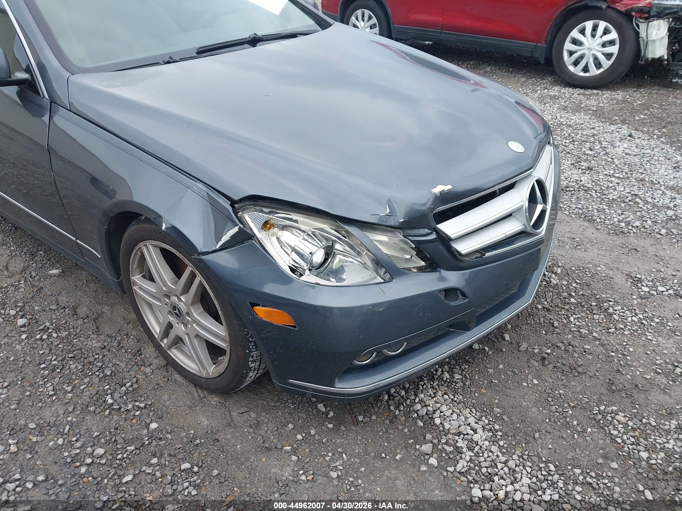MERCEDES-BENZ E image 6
