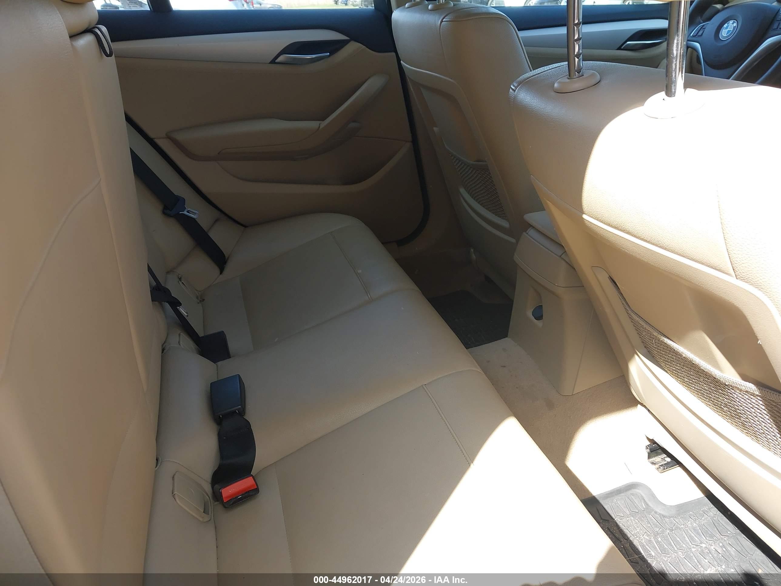 BMW X1 image 8