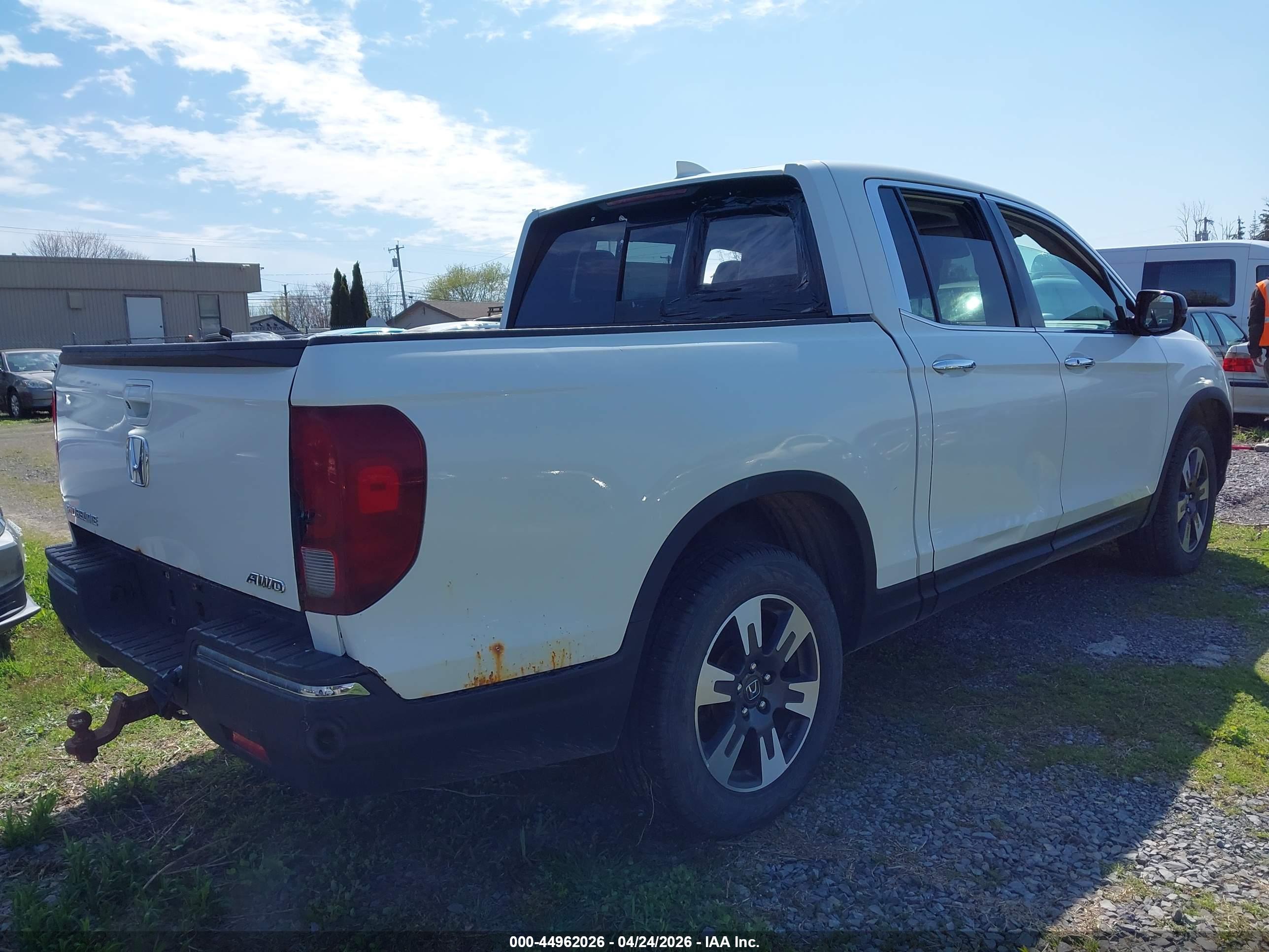 HONDA RIDGELINE image 4