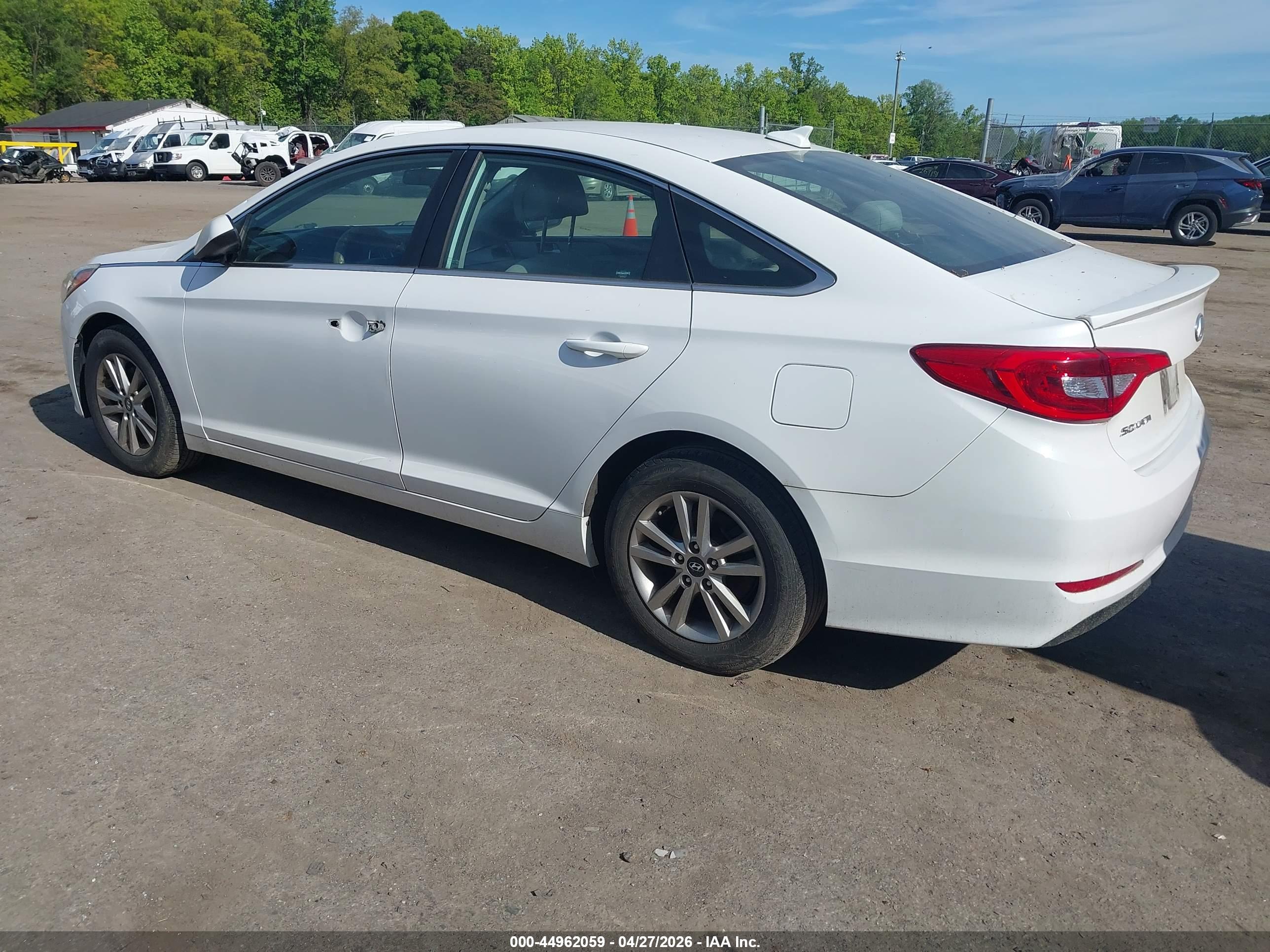 HYUNDAI SONATA image 3