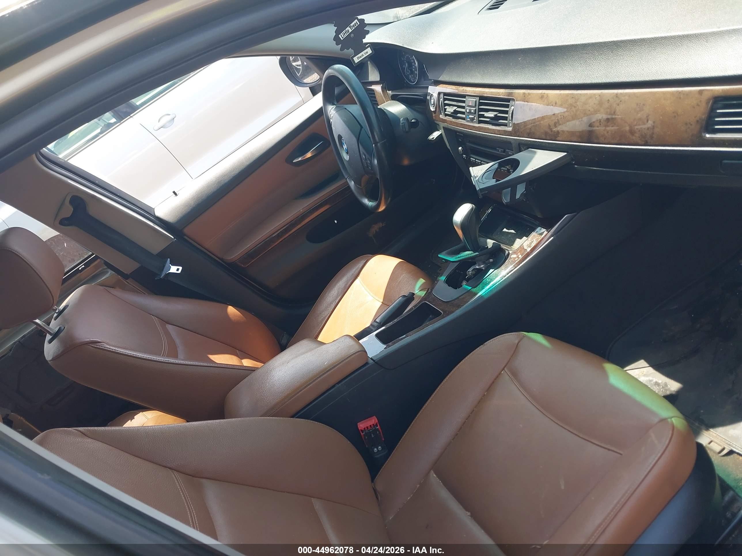 BMW 328I image 5