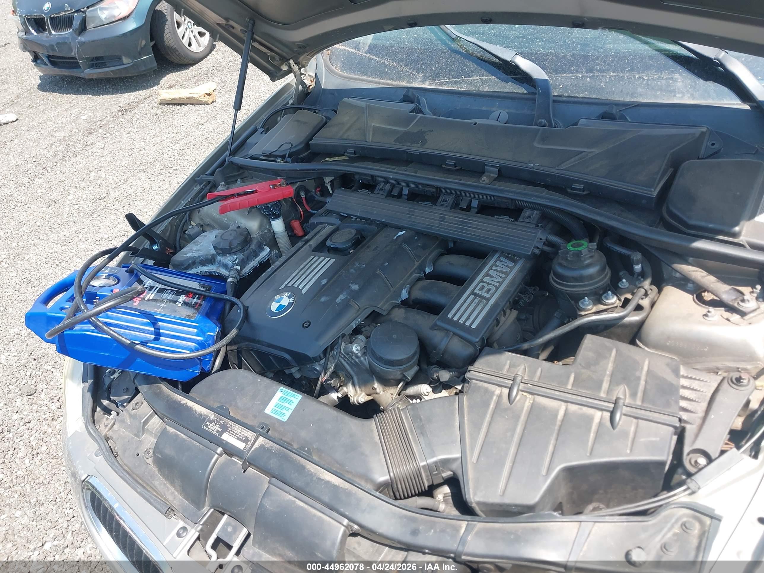 BMW 328I image 6