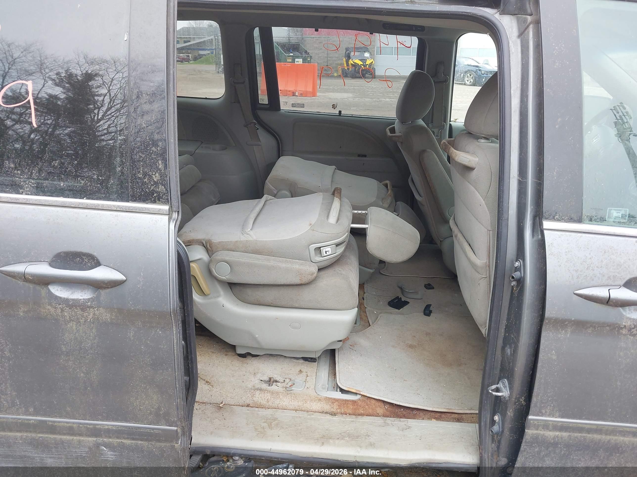 HONDA ODYSSEY image 8