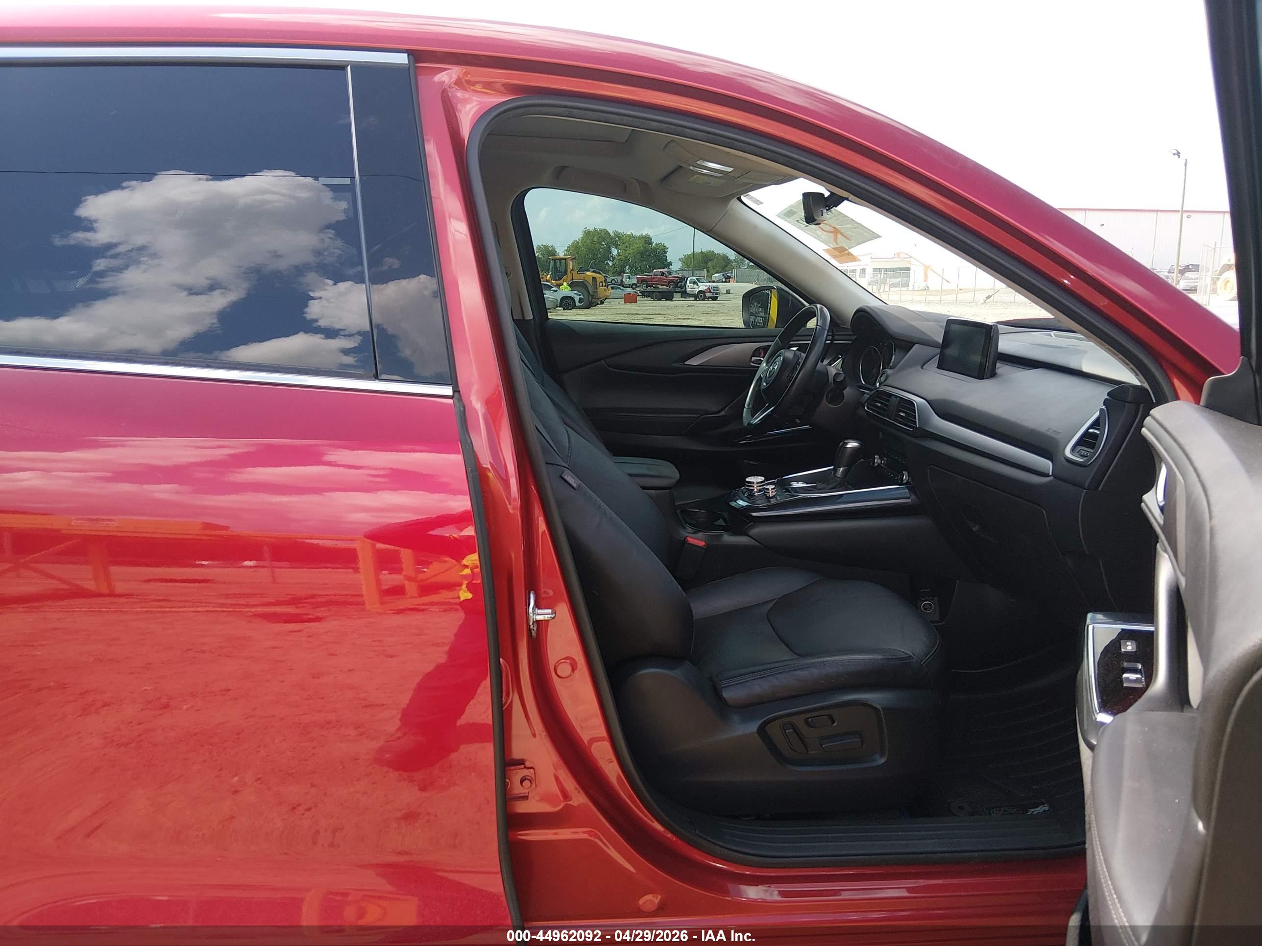 MAZDA CX-9 image 5