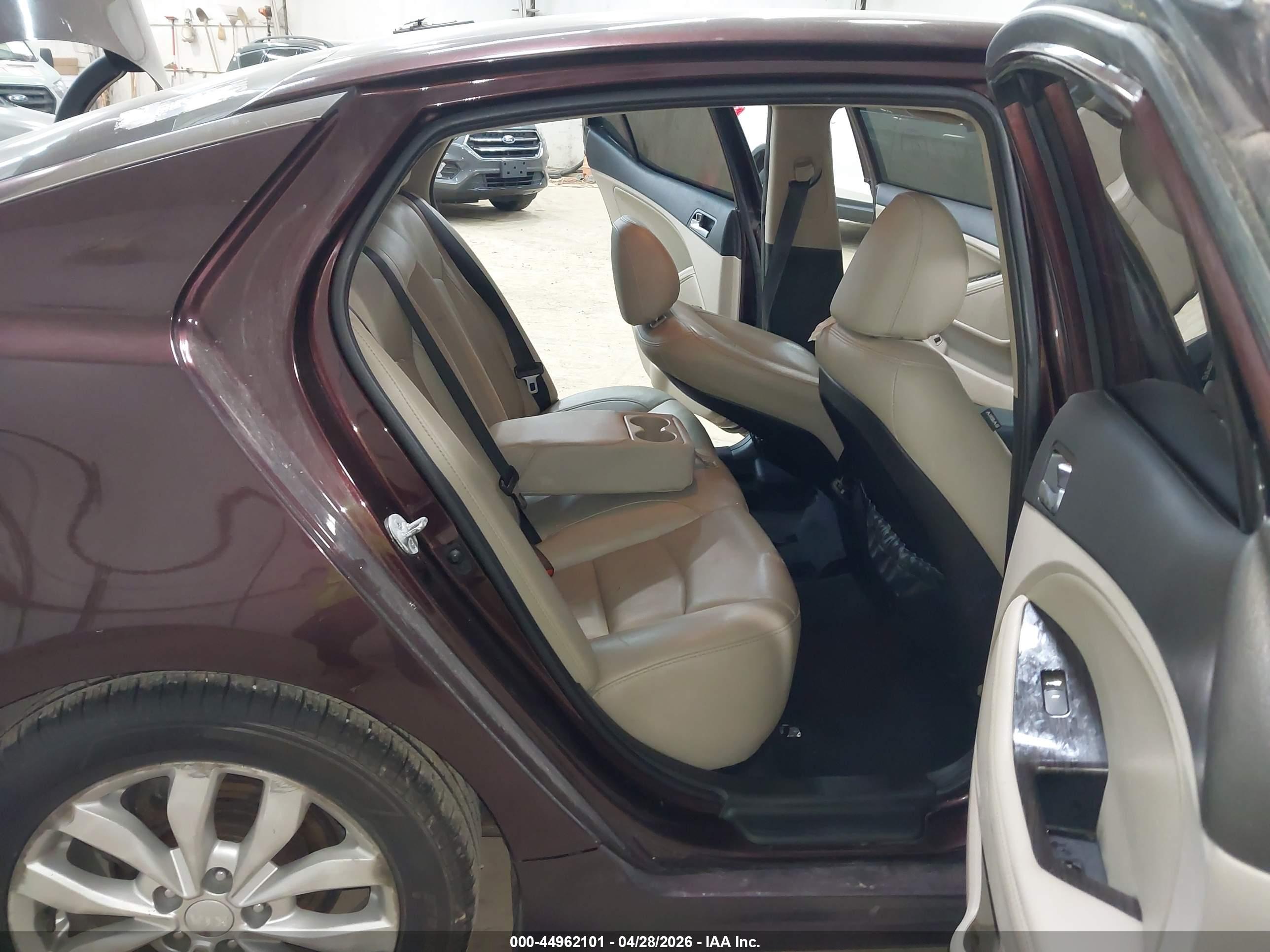 KIA OPTIMA image 8