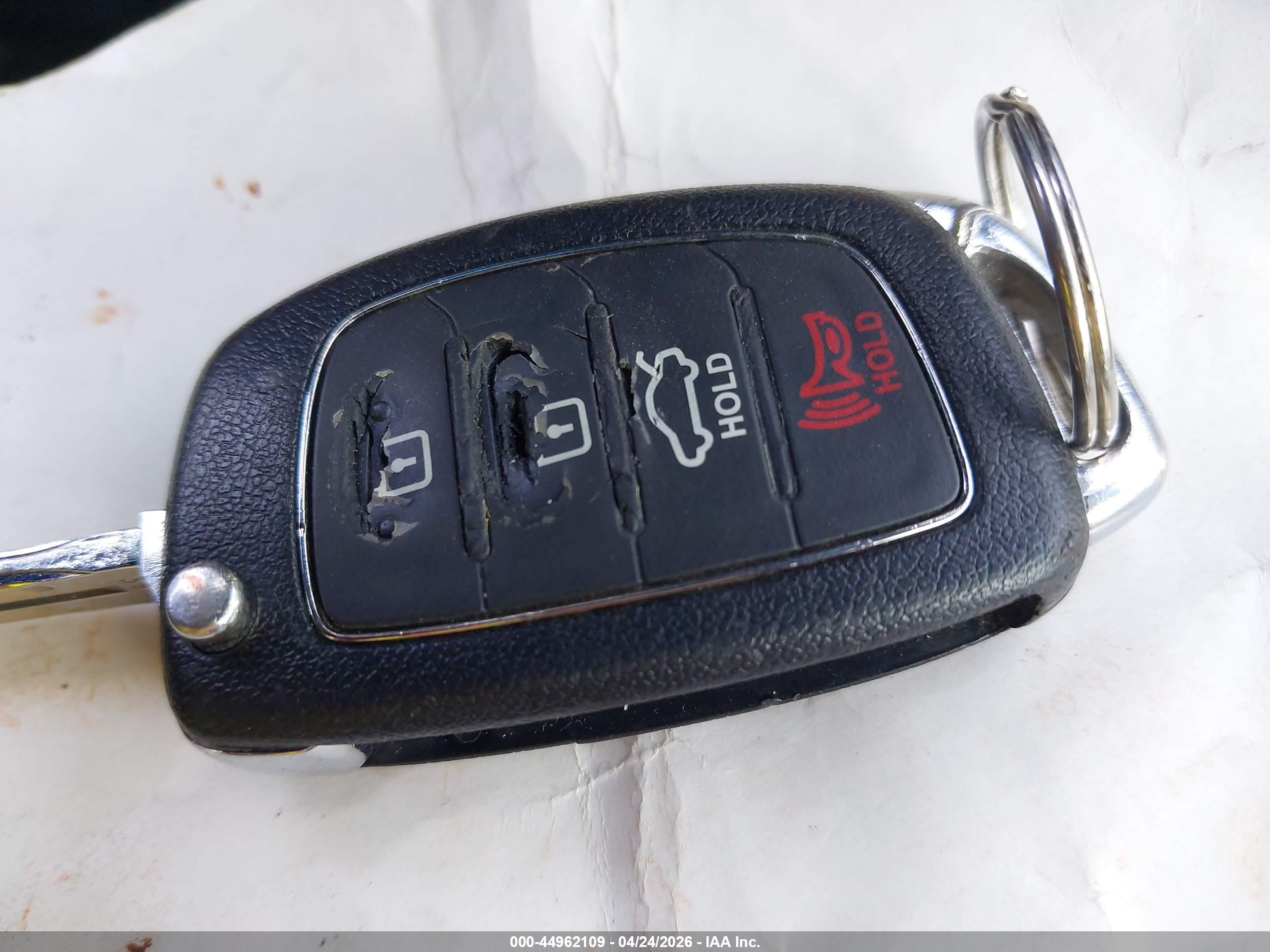HYUNDAI SONATA image 11