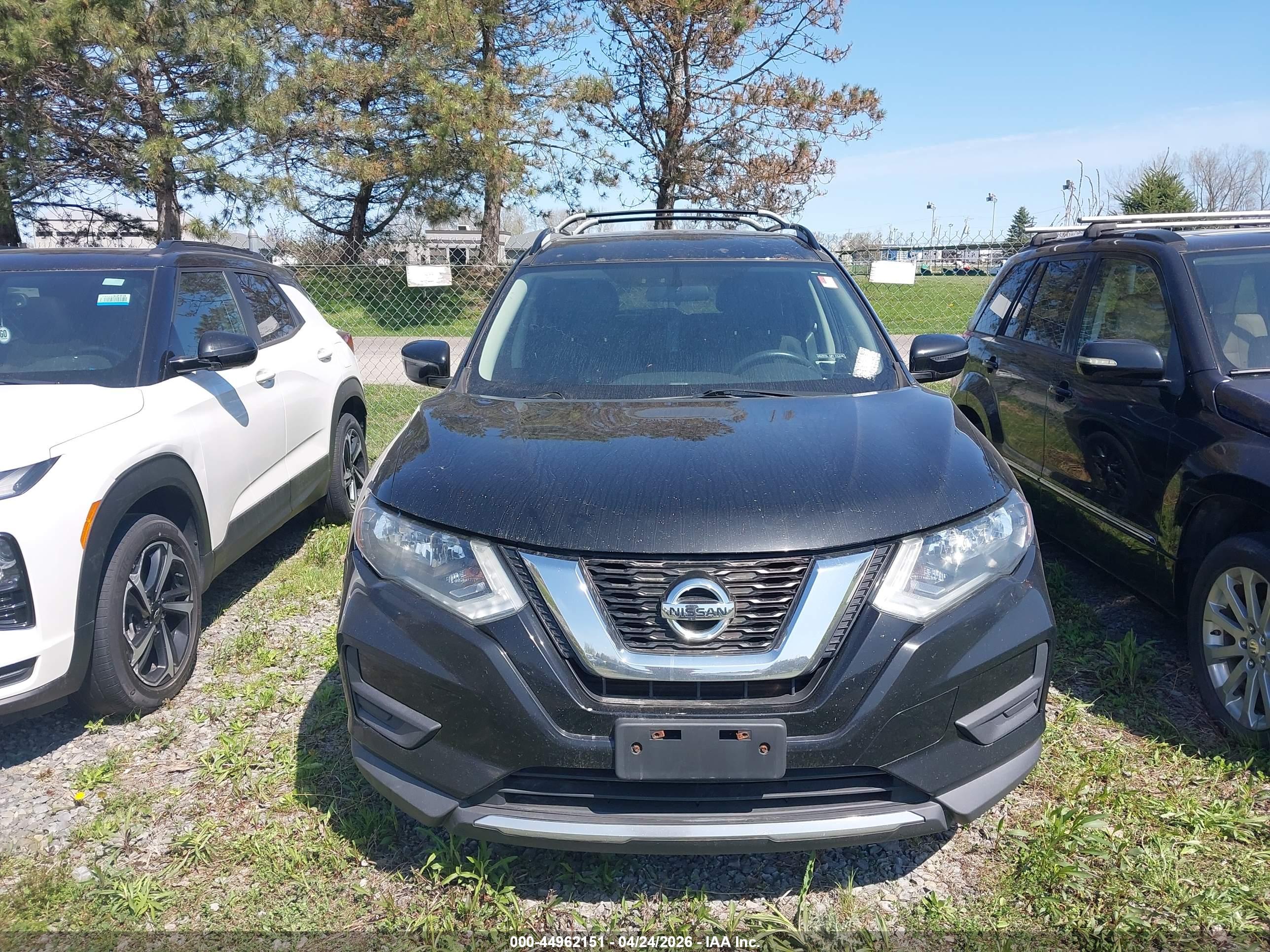 NISSAN ROGUE image 6