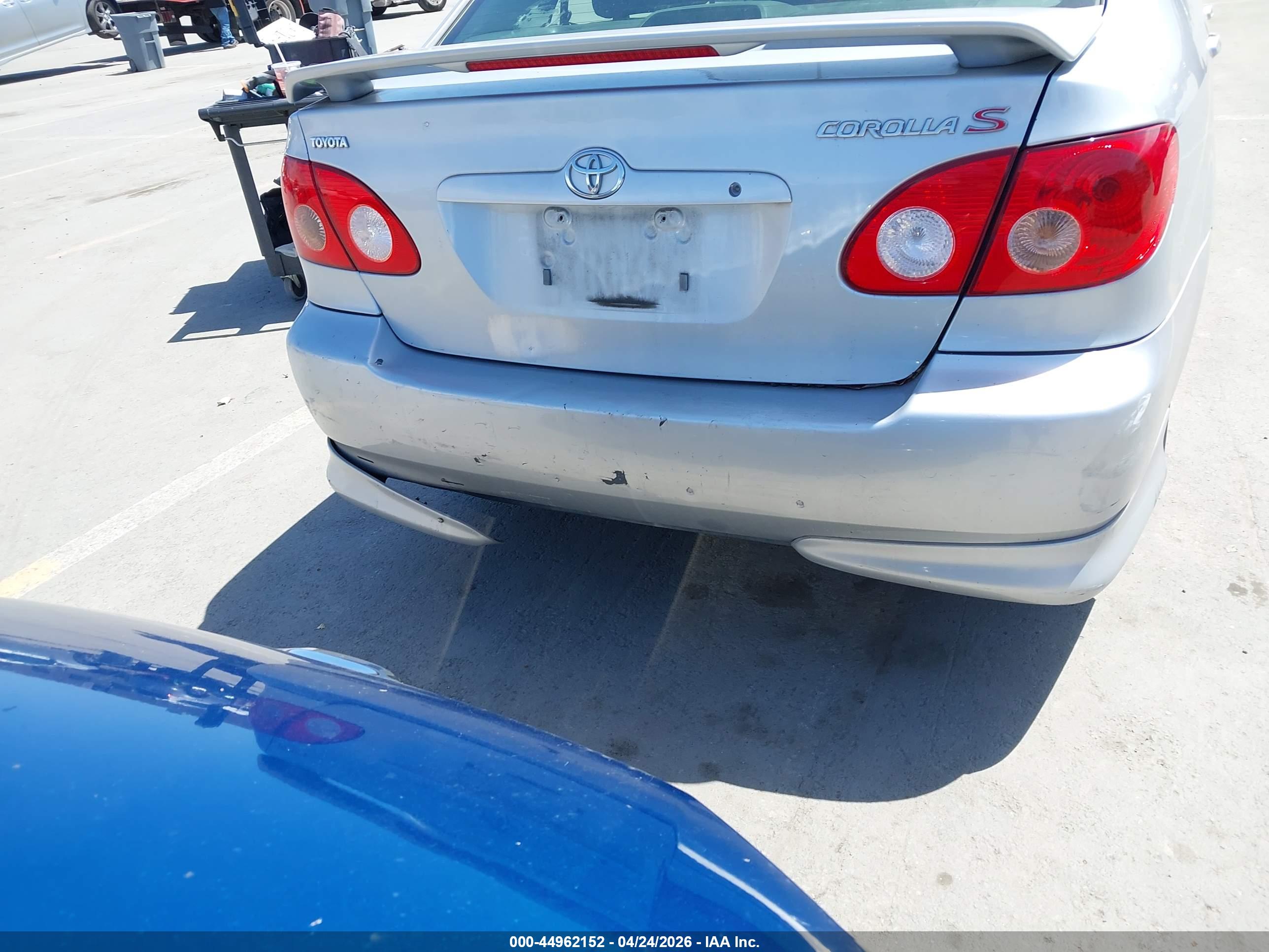 TOYOTA COROLLA image 6