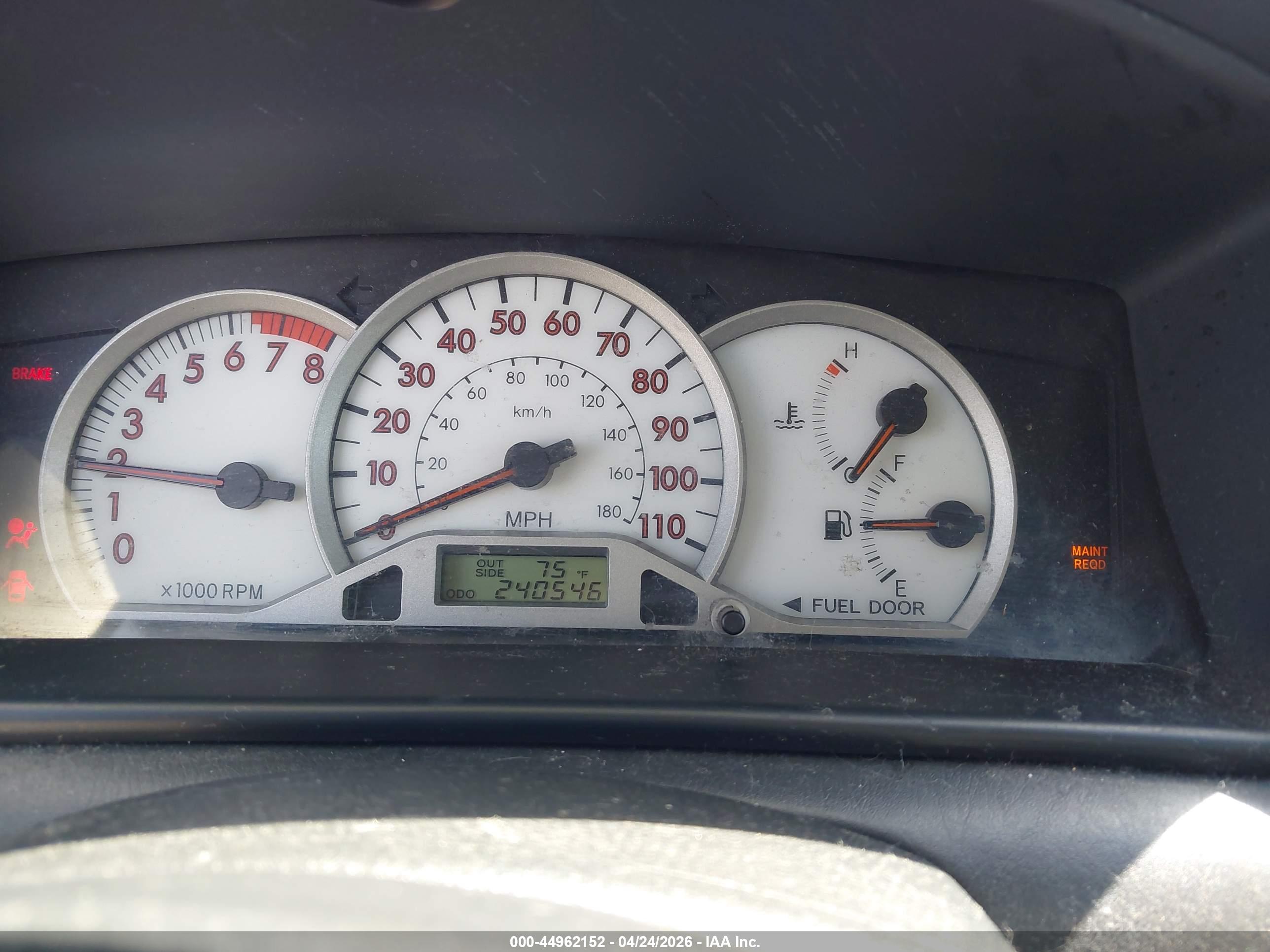 TOYOTA COROLLA image 7