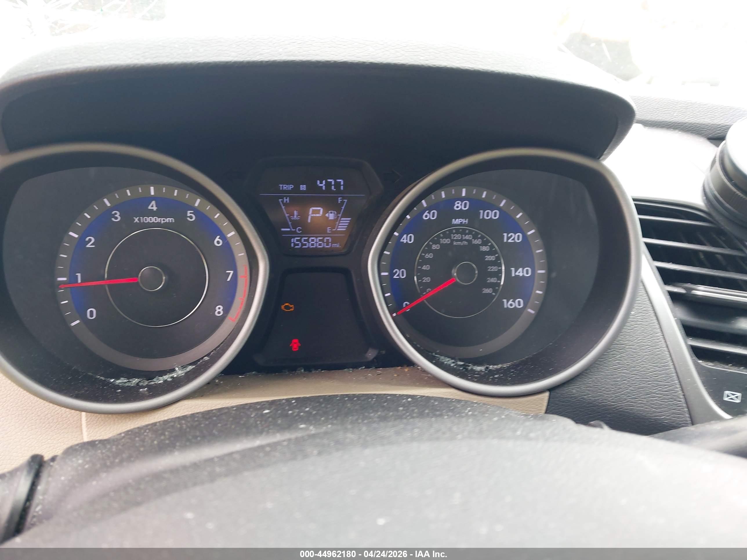 HYUNDAI ELANTRA image 7