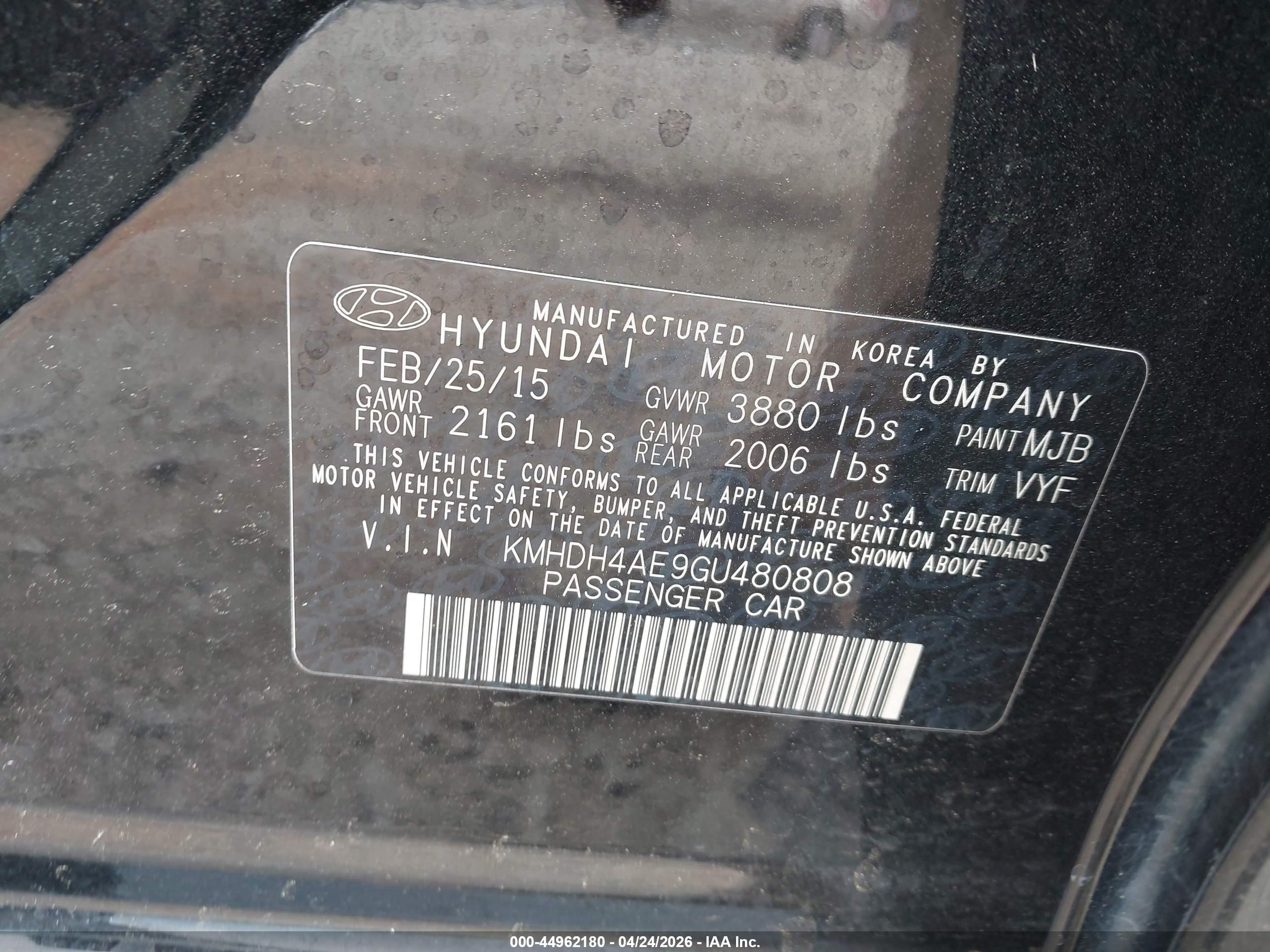 HYUNDAI ELANTRA image 9