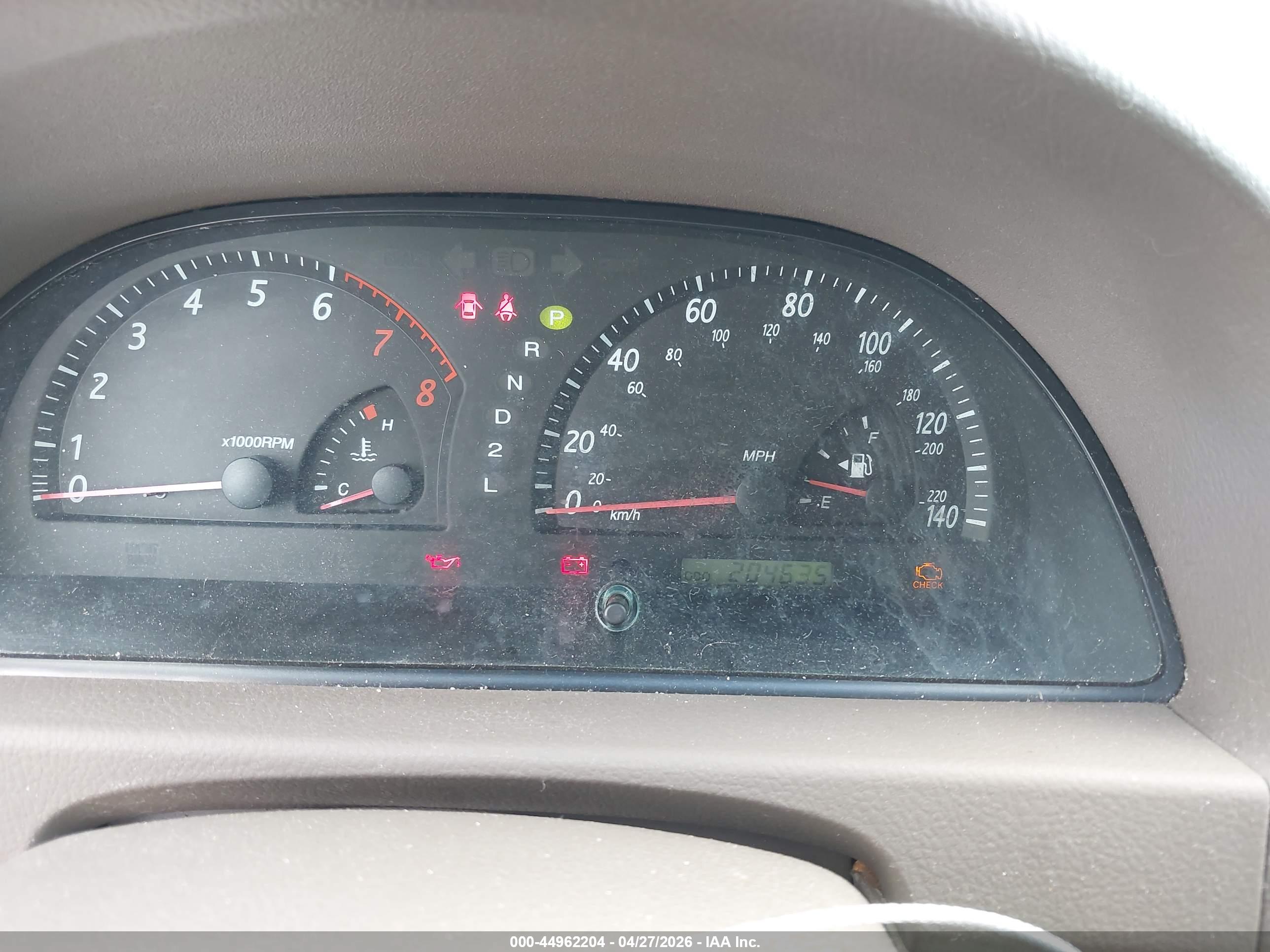 TOYOTA CAMRY image 7