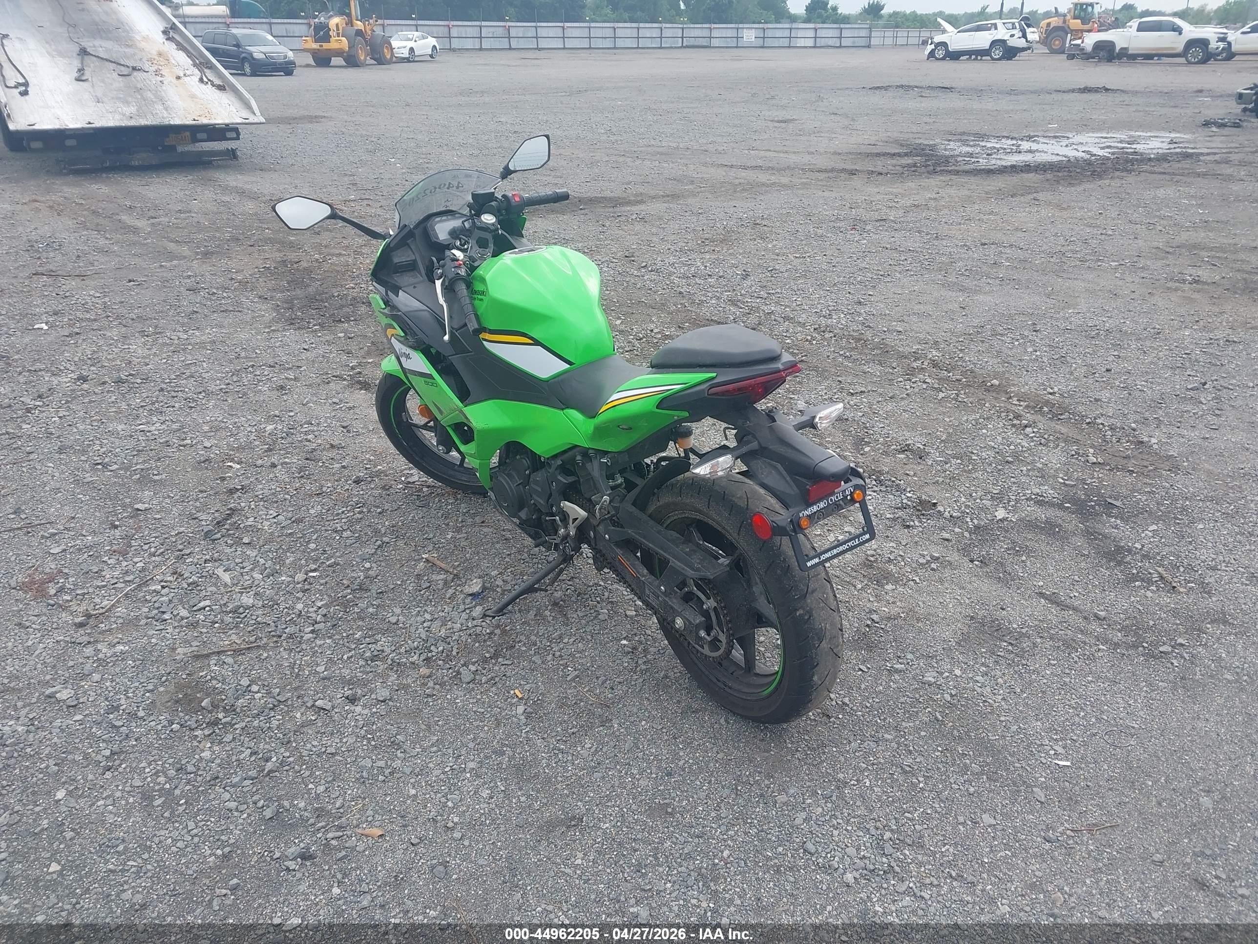 KAWASAKI EX500 image 3