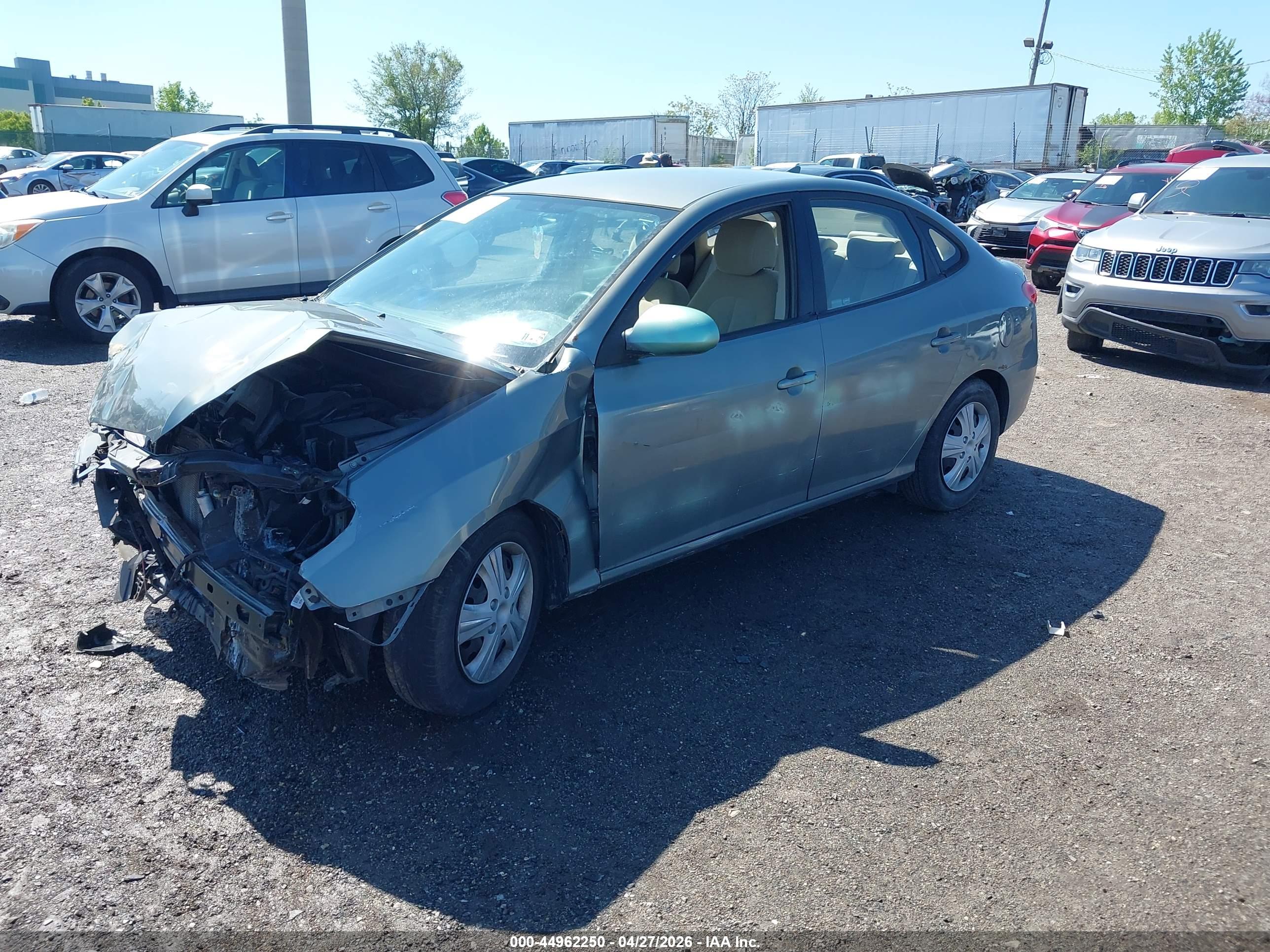 HYUNDAI ELANTRA image 2