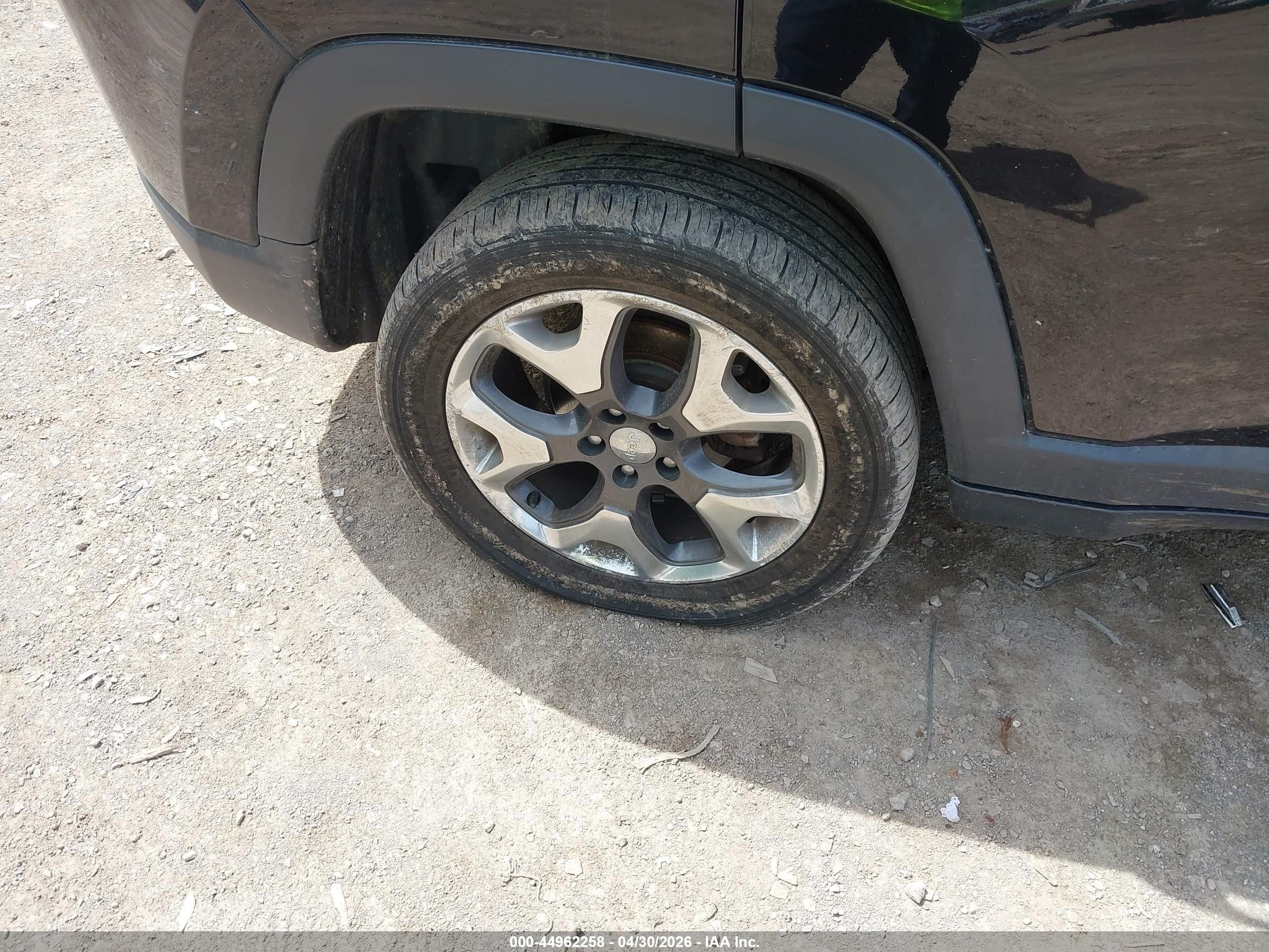 JEEP COMPASS image 6