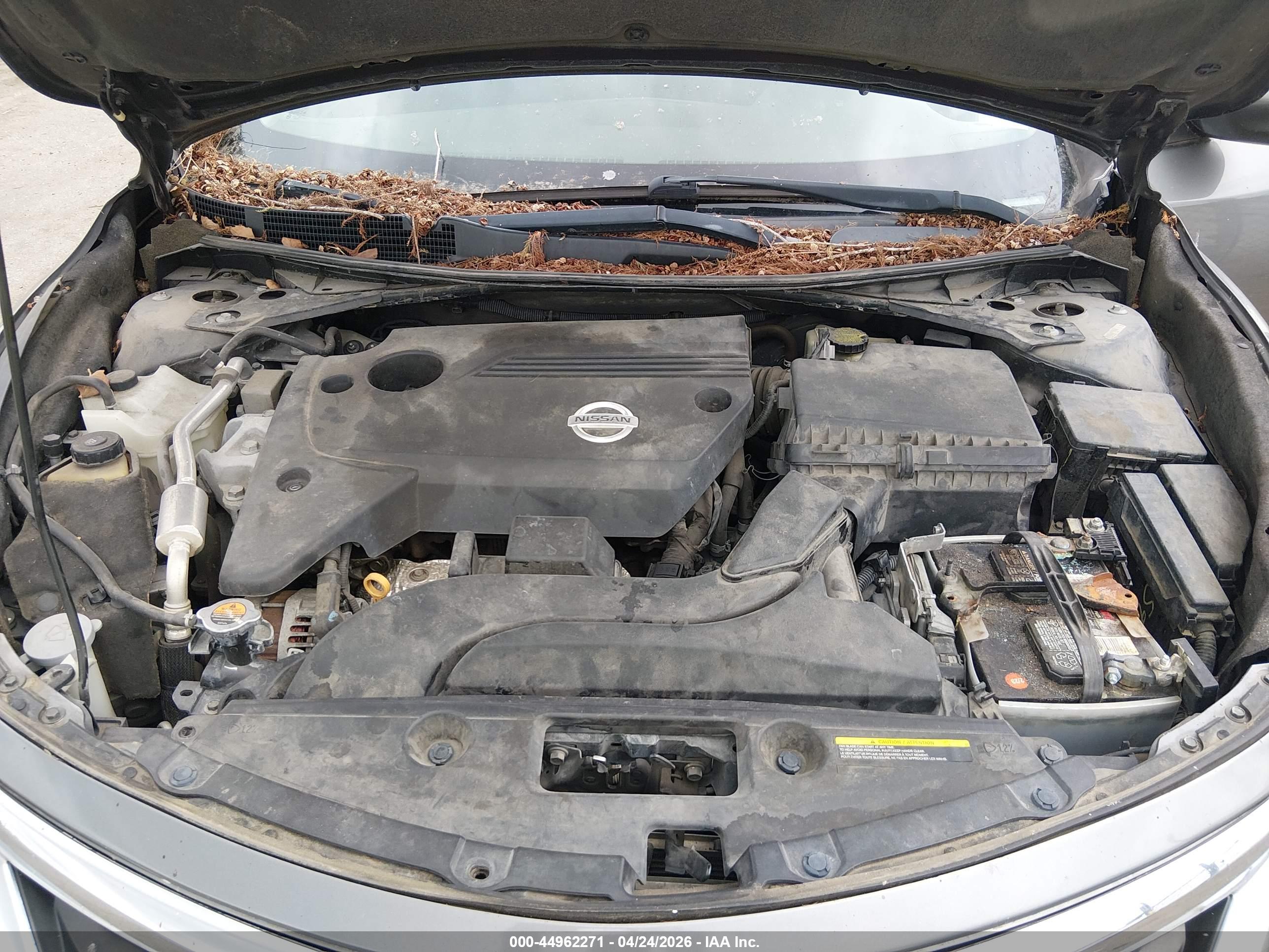 NISSAN ALTIMA image 10