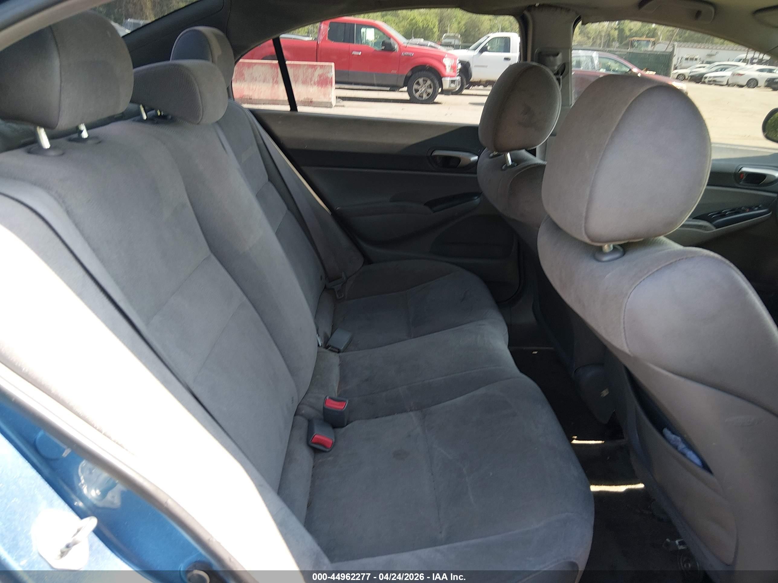 HONDA CIVIC image 8