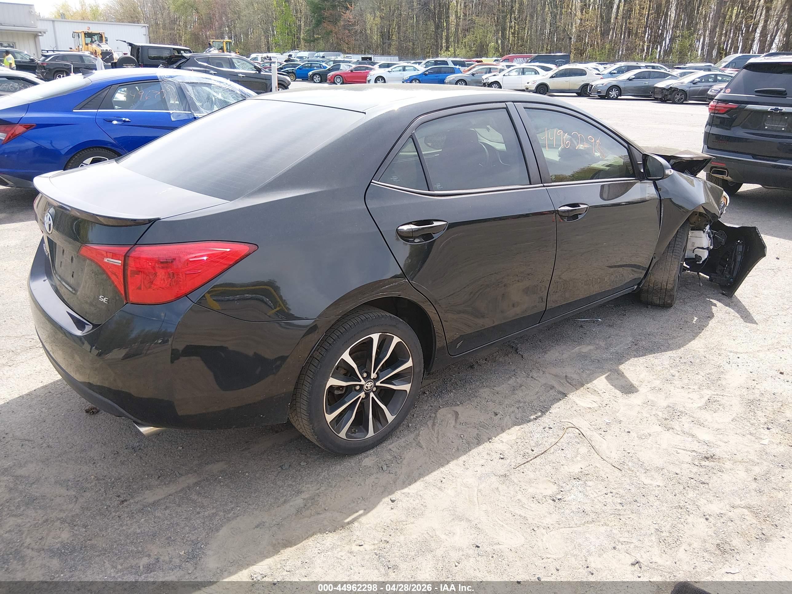 TOYOTA COROLLA image 4