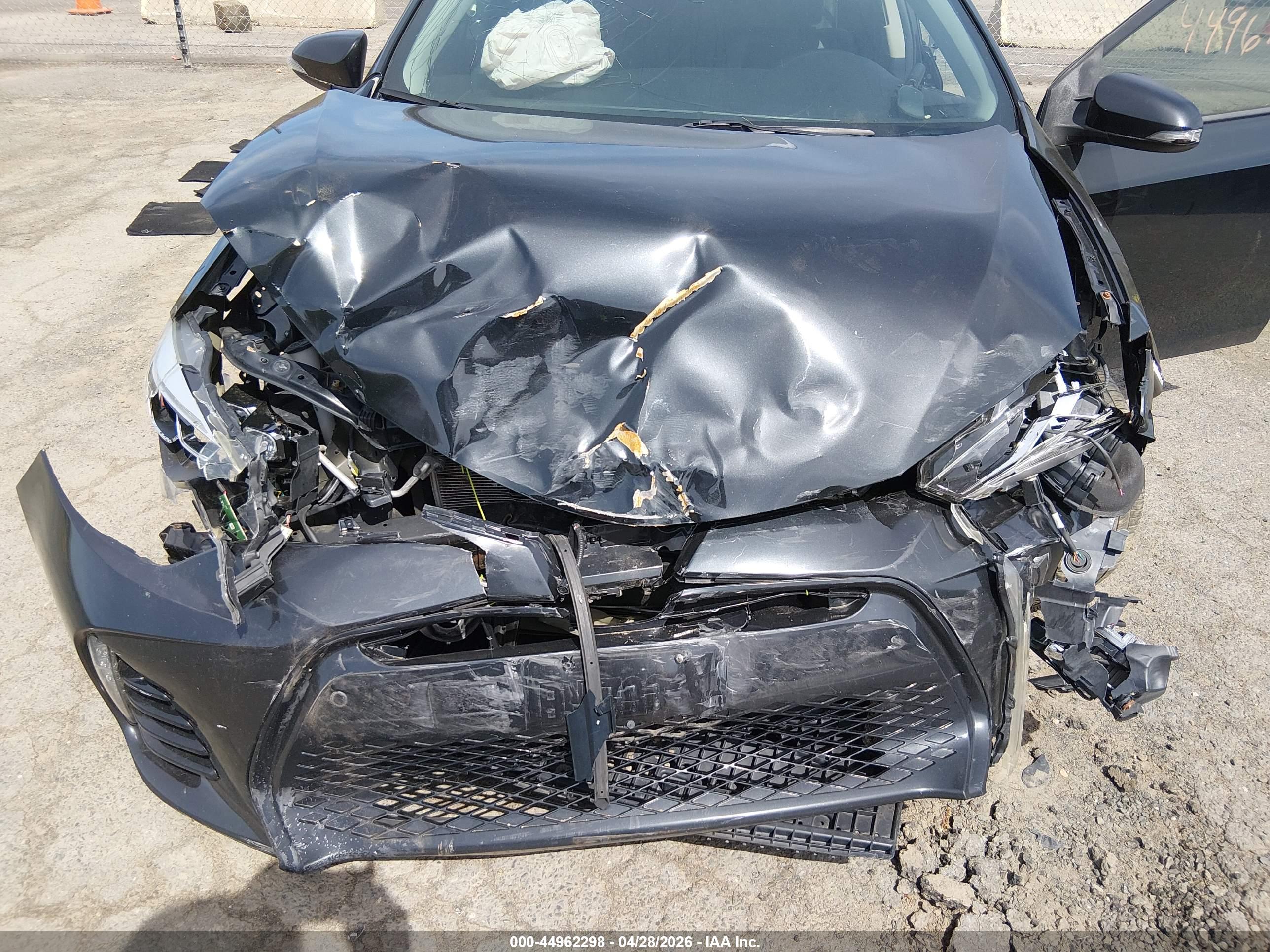 TOYOTA COROLLA image 6
