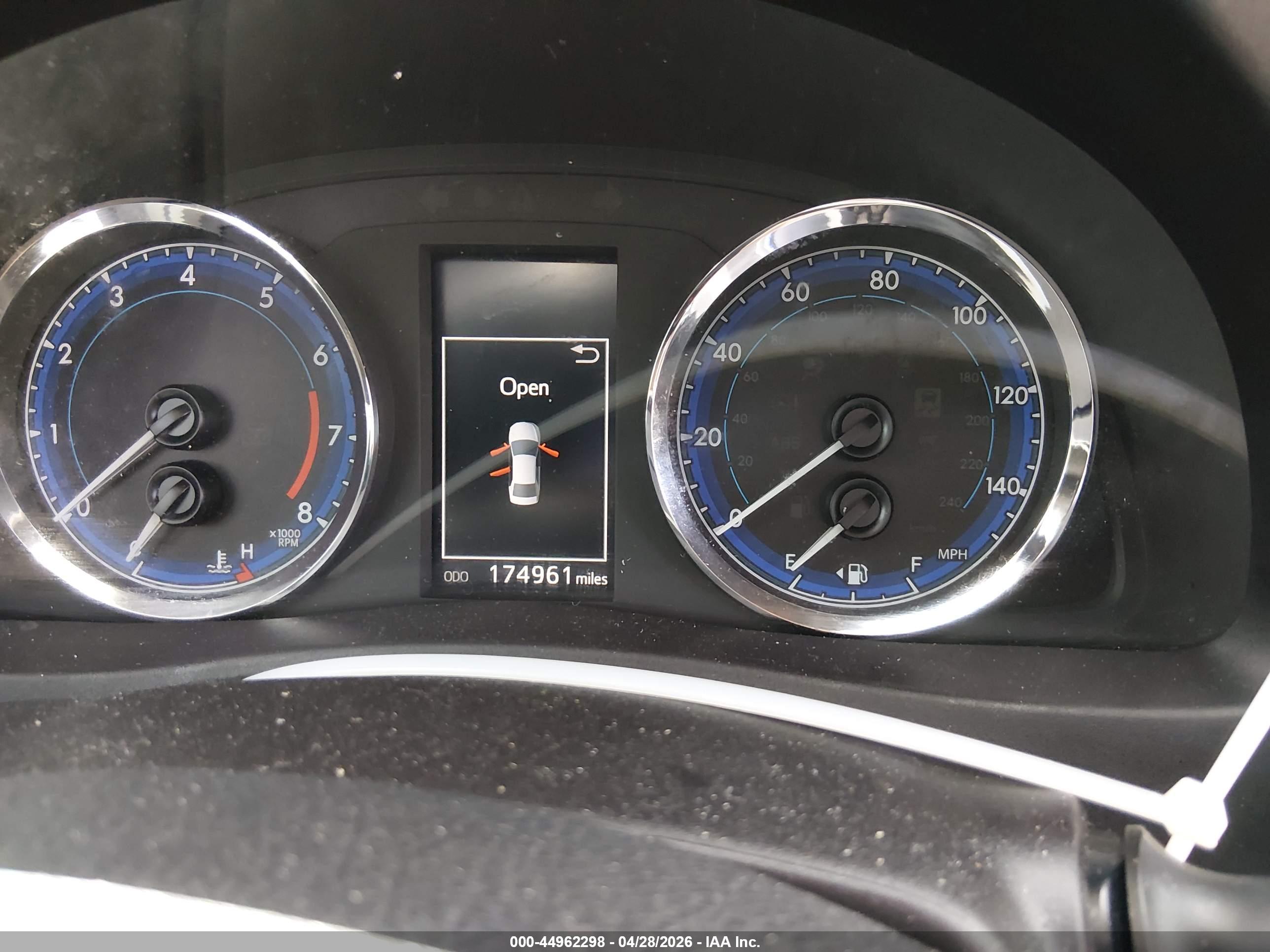 TOYOTA COROLLA image 7