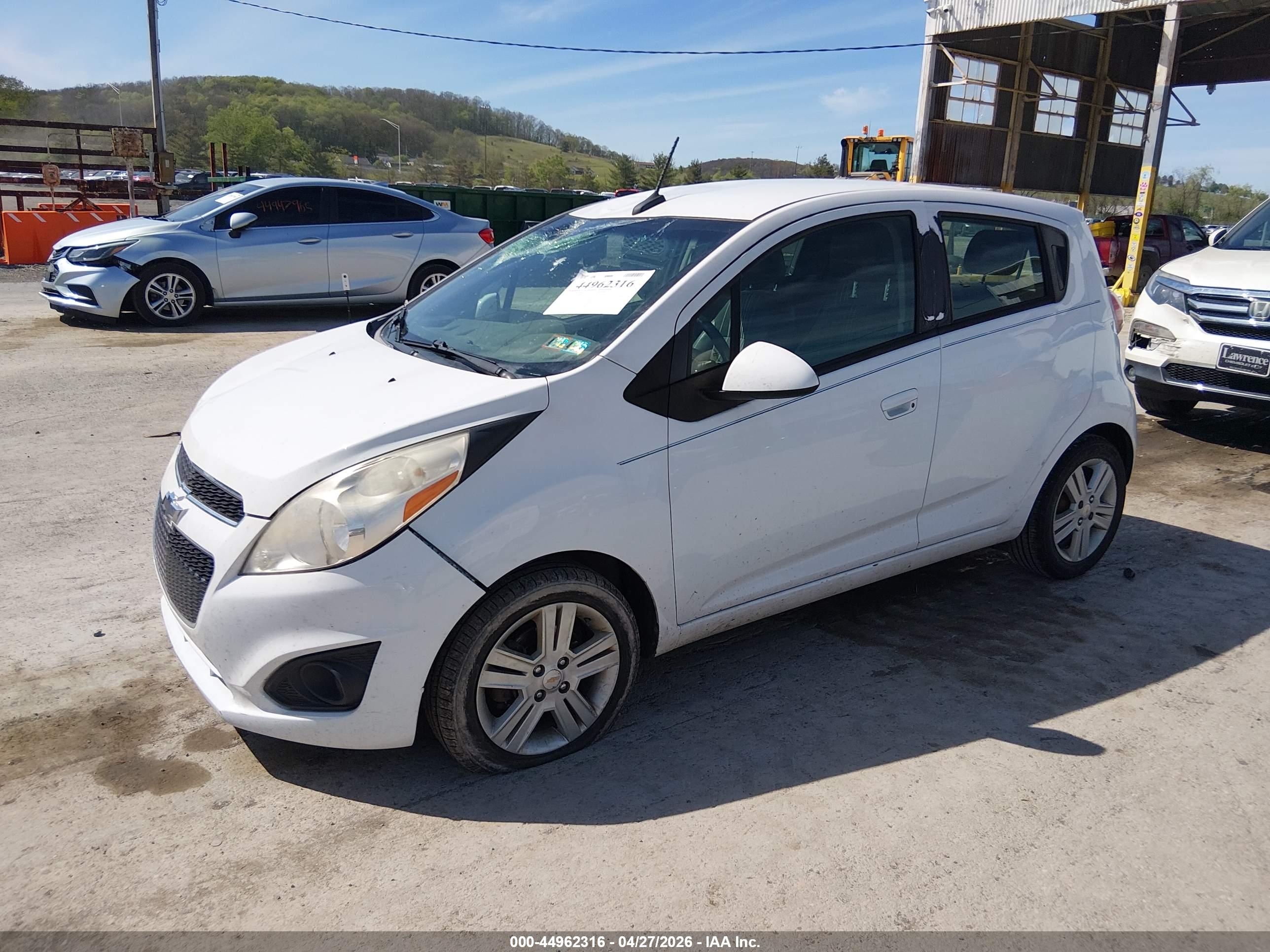 CHEVROLET SPARK image 2