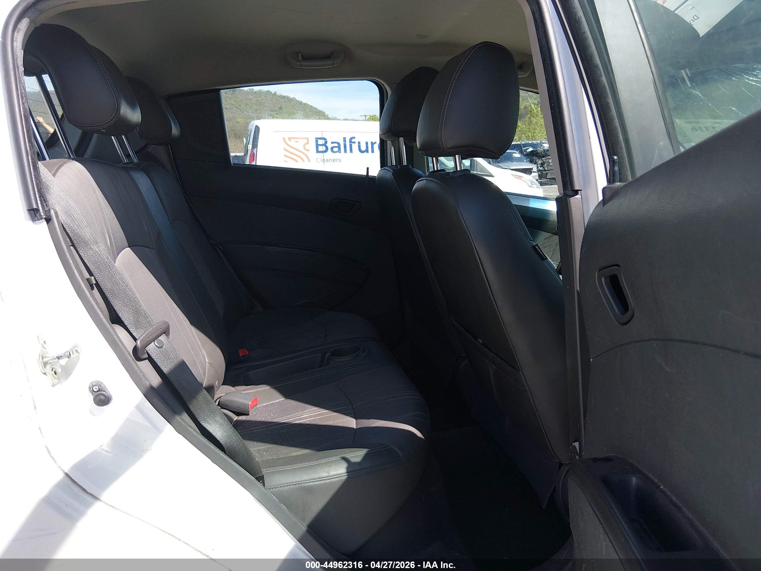 CHEVROLET SPARK image 8