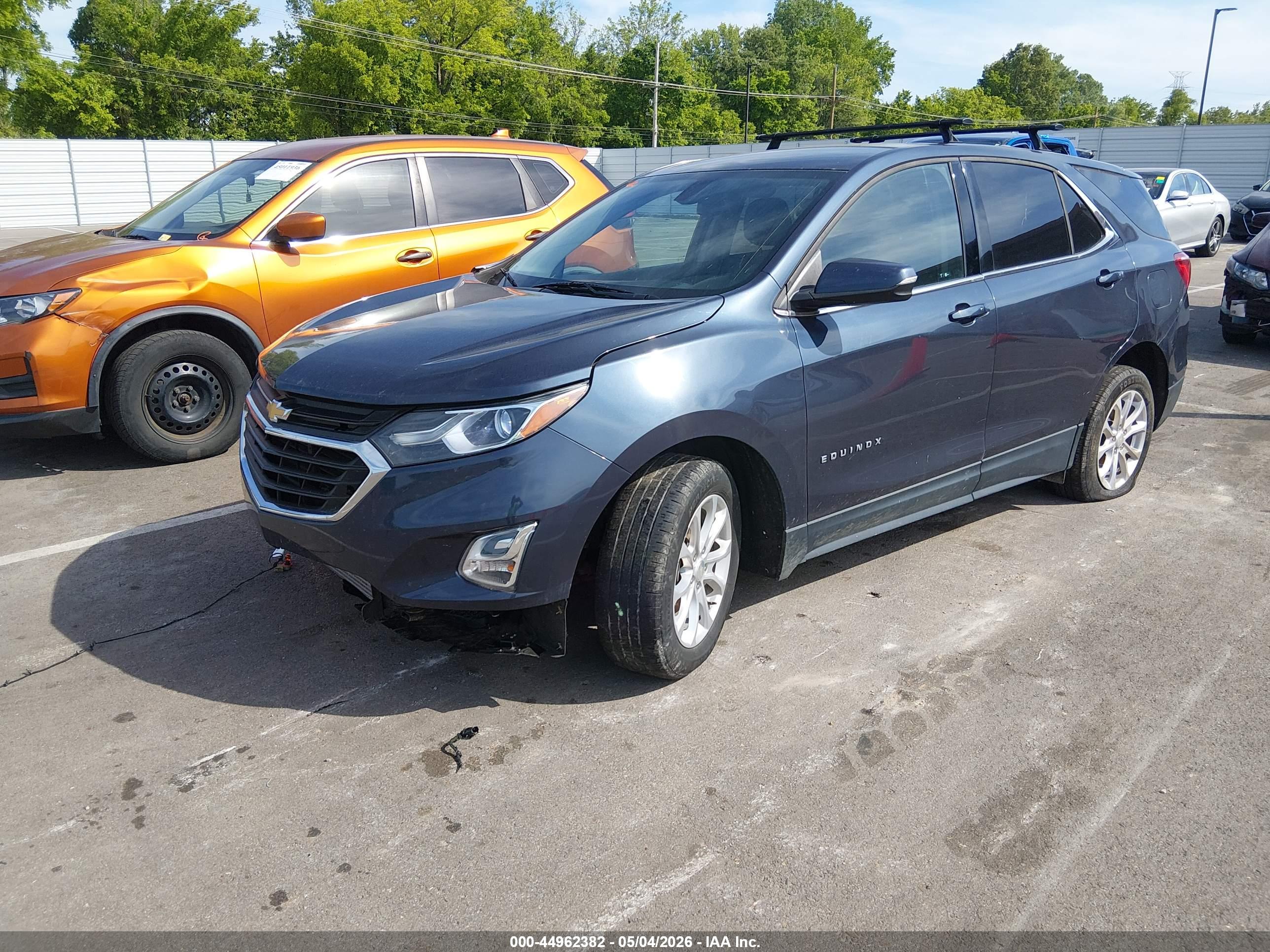 CHEVROLET EQUINOX image 2