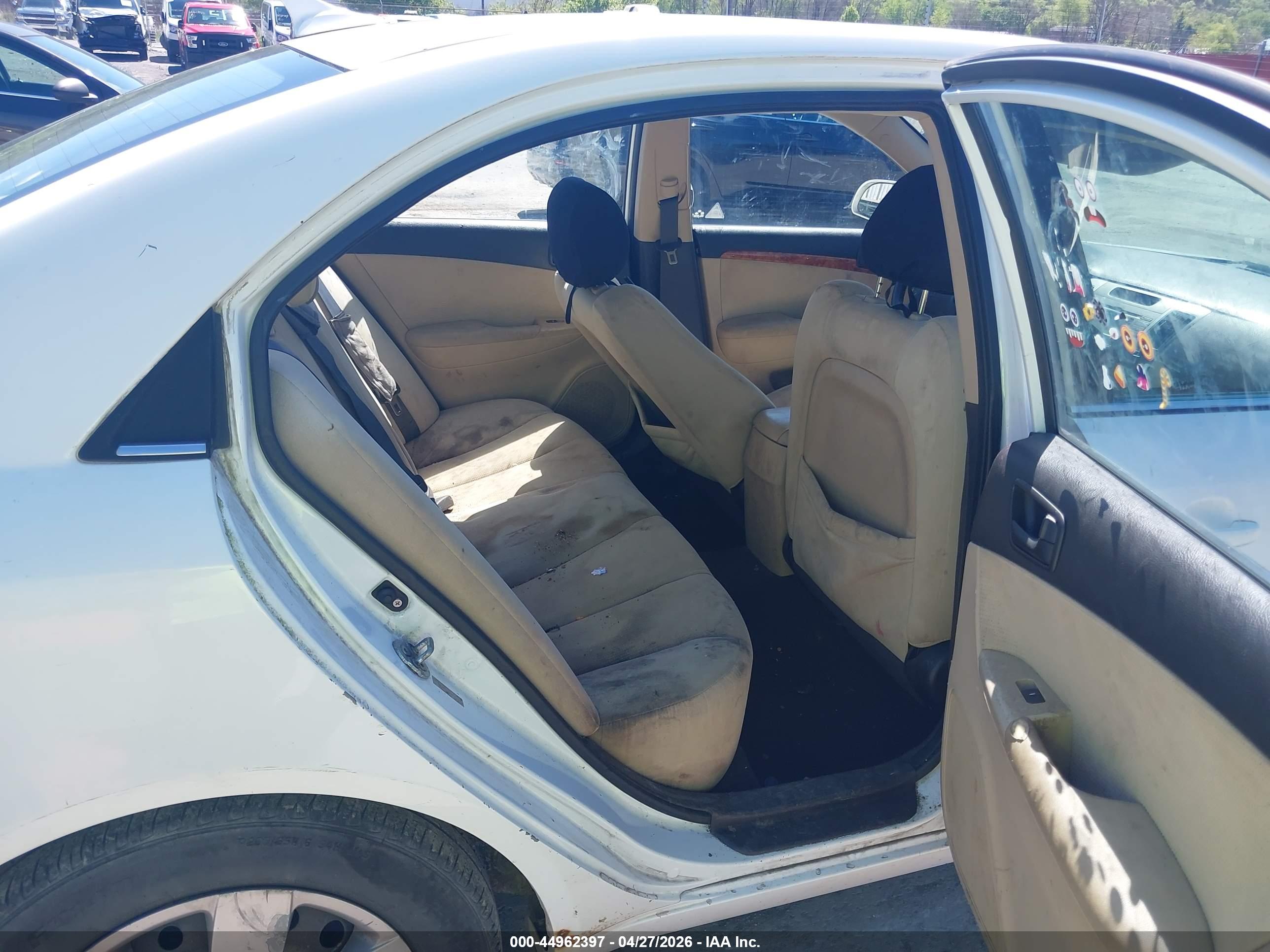 HYUNDAI SONATA image 8