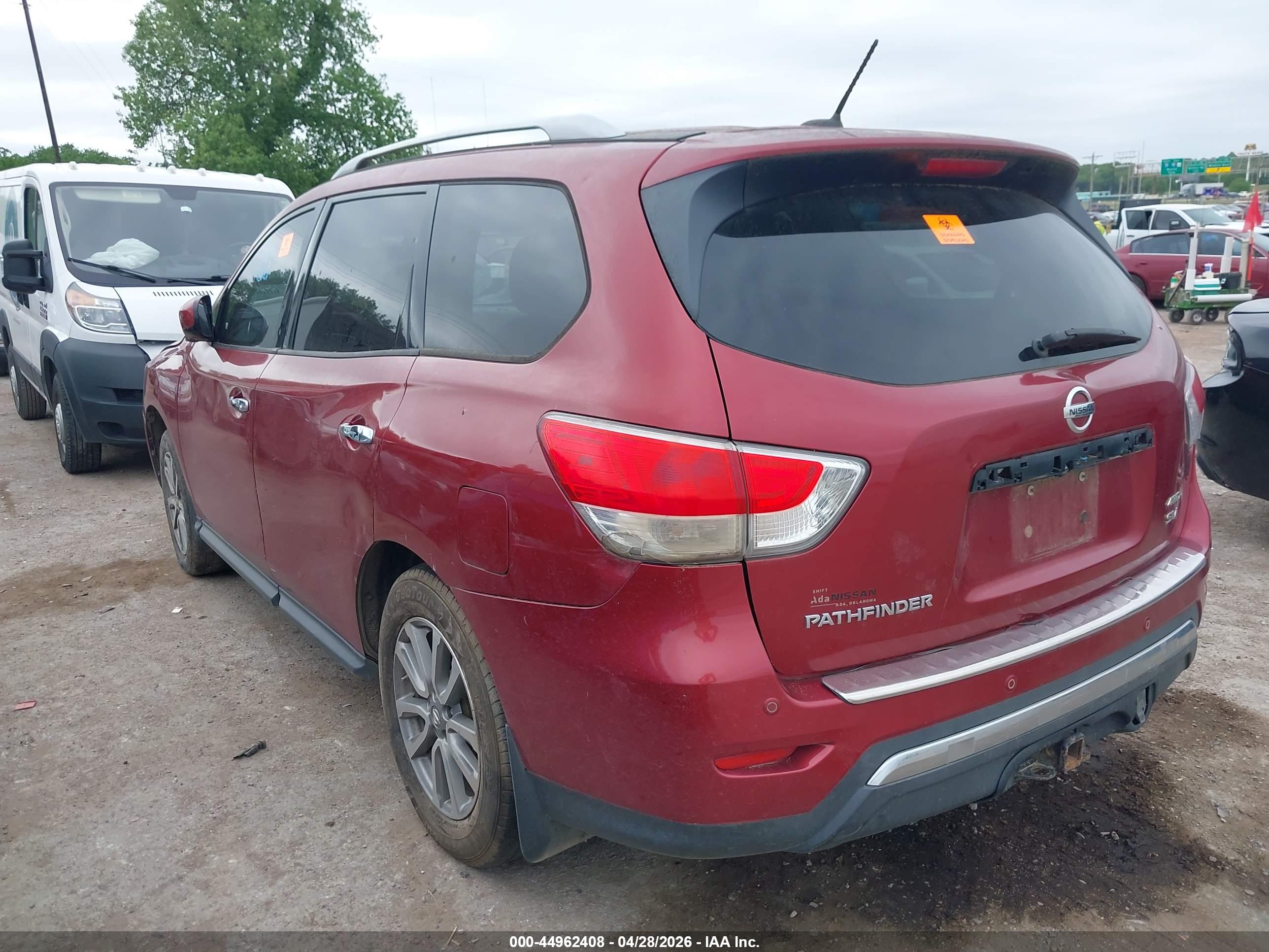 NISSAN PATHFINDER image 3