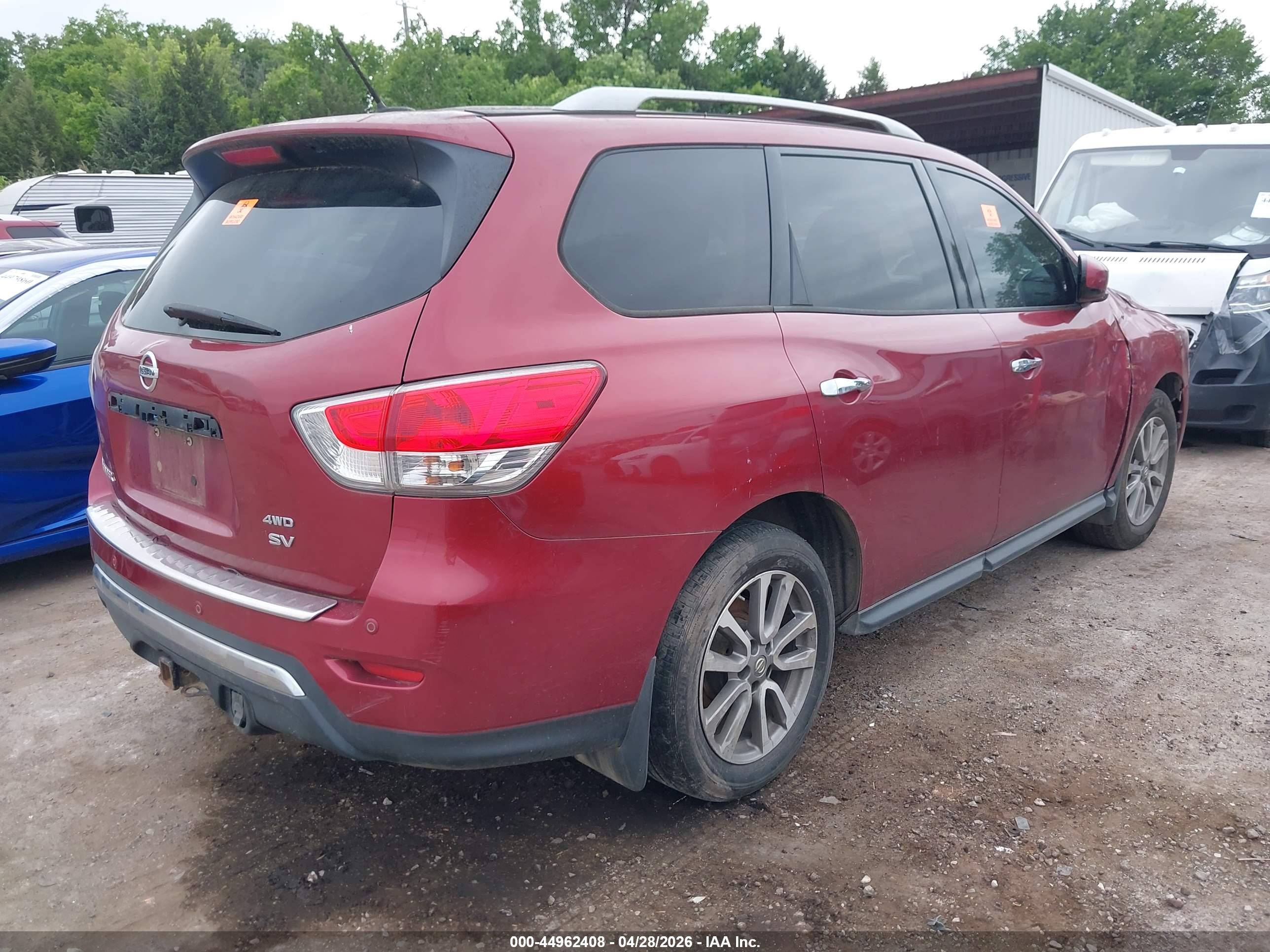 NISSAN PATHFINDER image 4