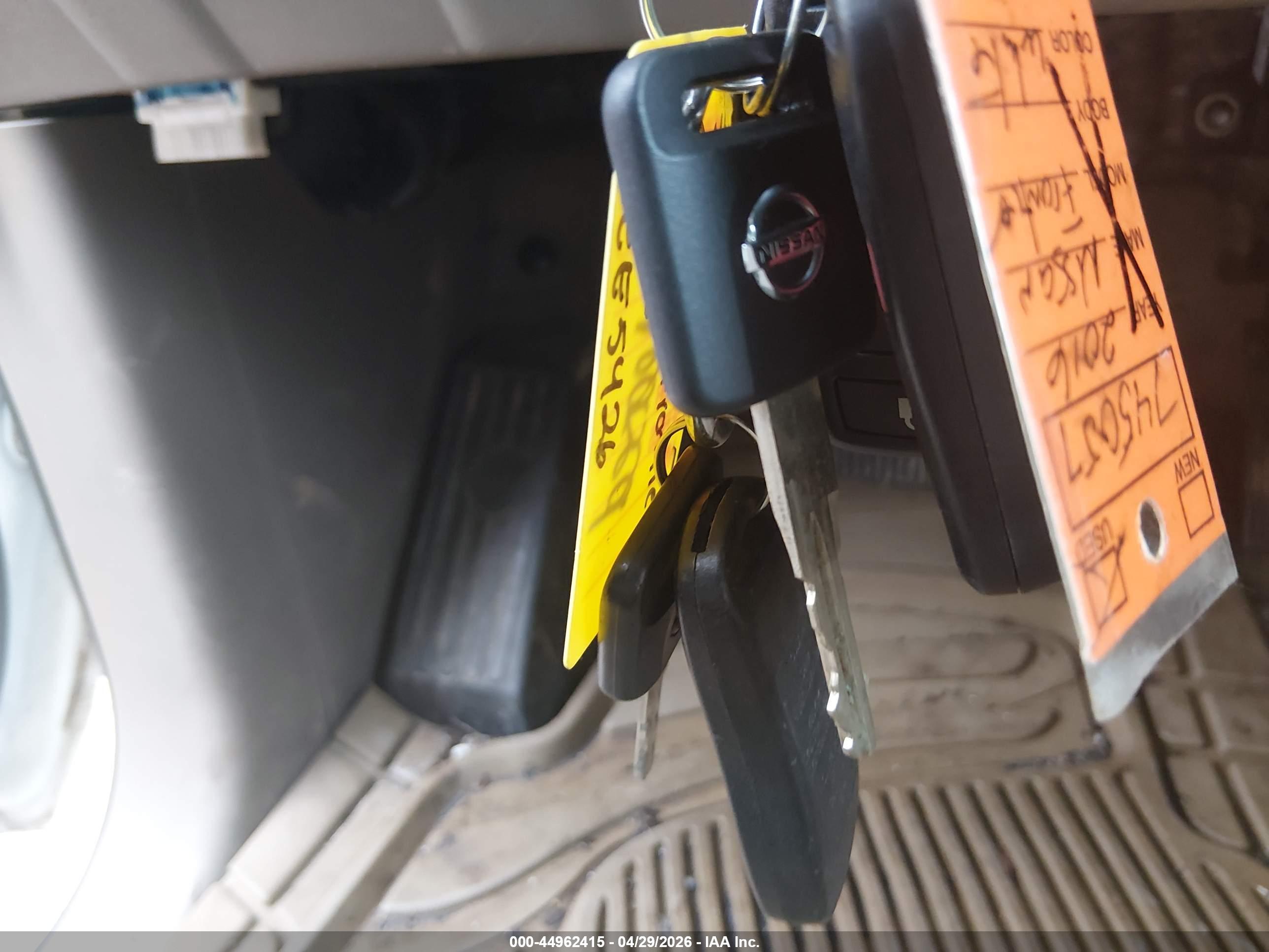 NISSAN FRONTIER image 11