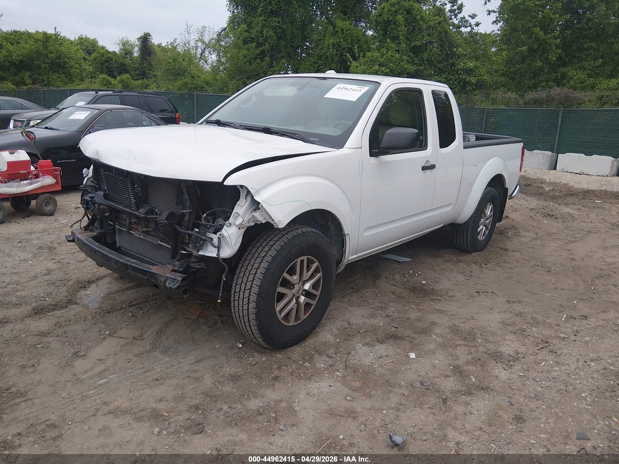 NISSAN FRONTIER image 2