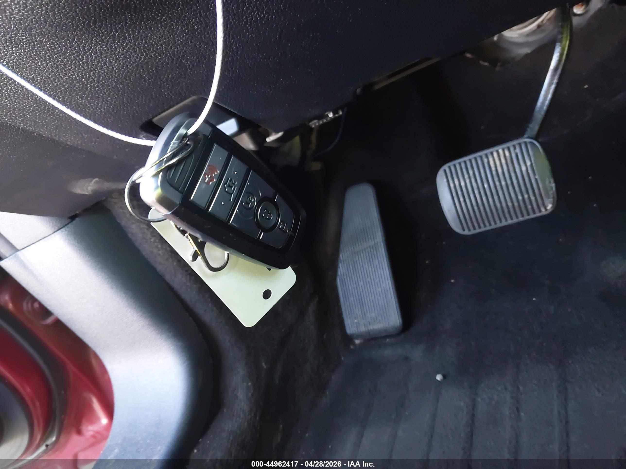 FORD EXPLORER image 11