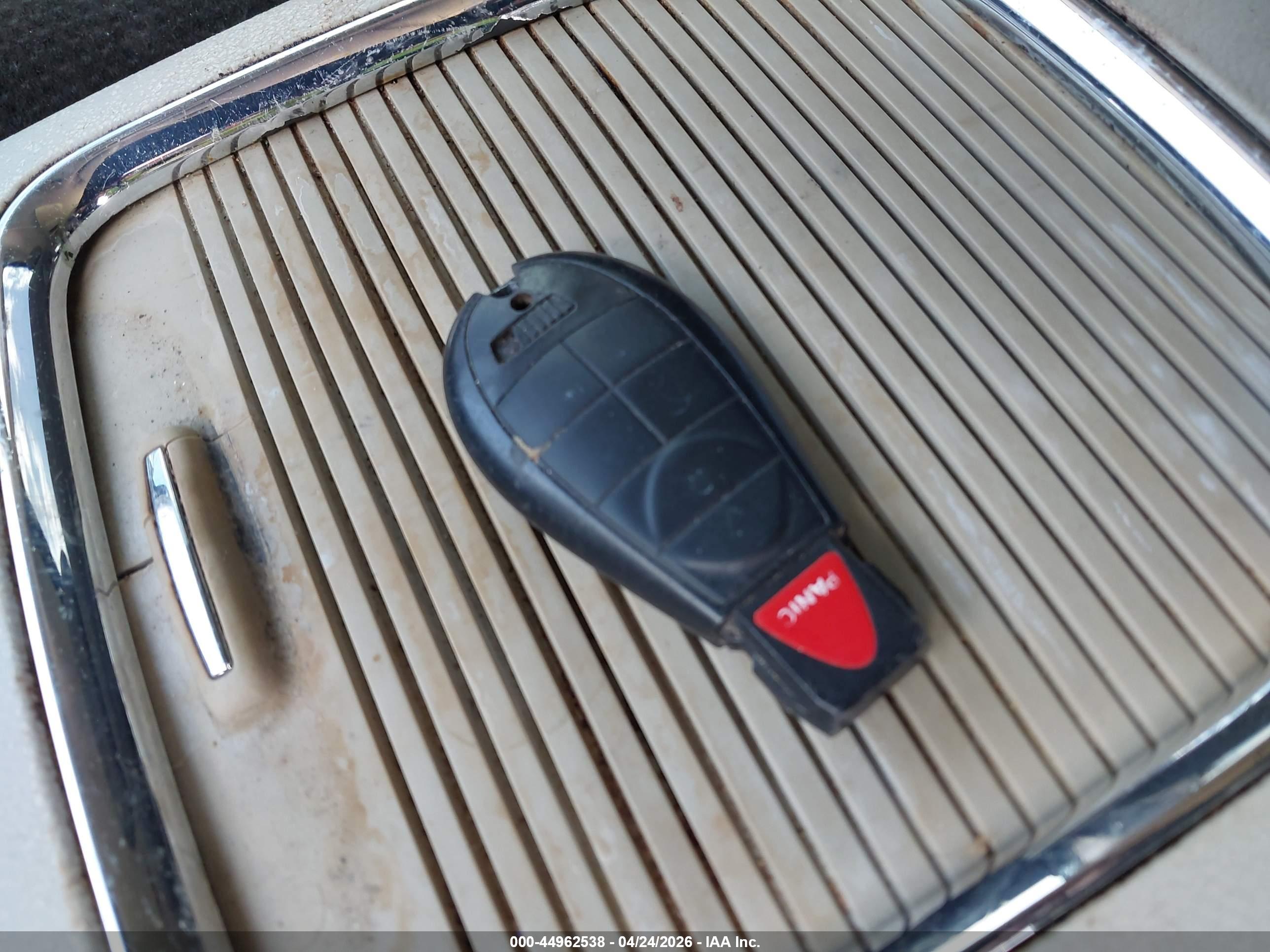 DODGE GRAND image 11