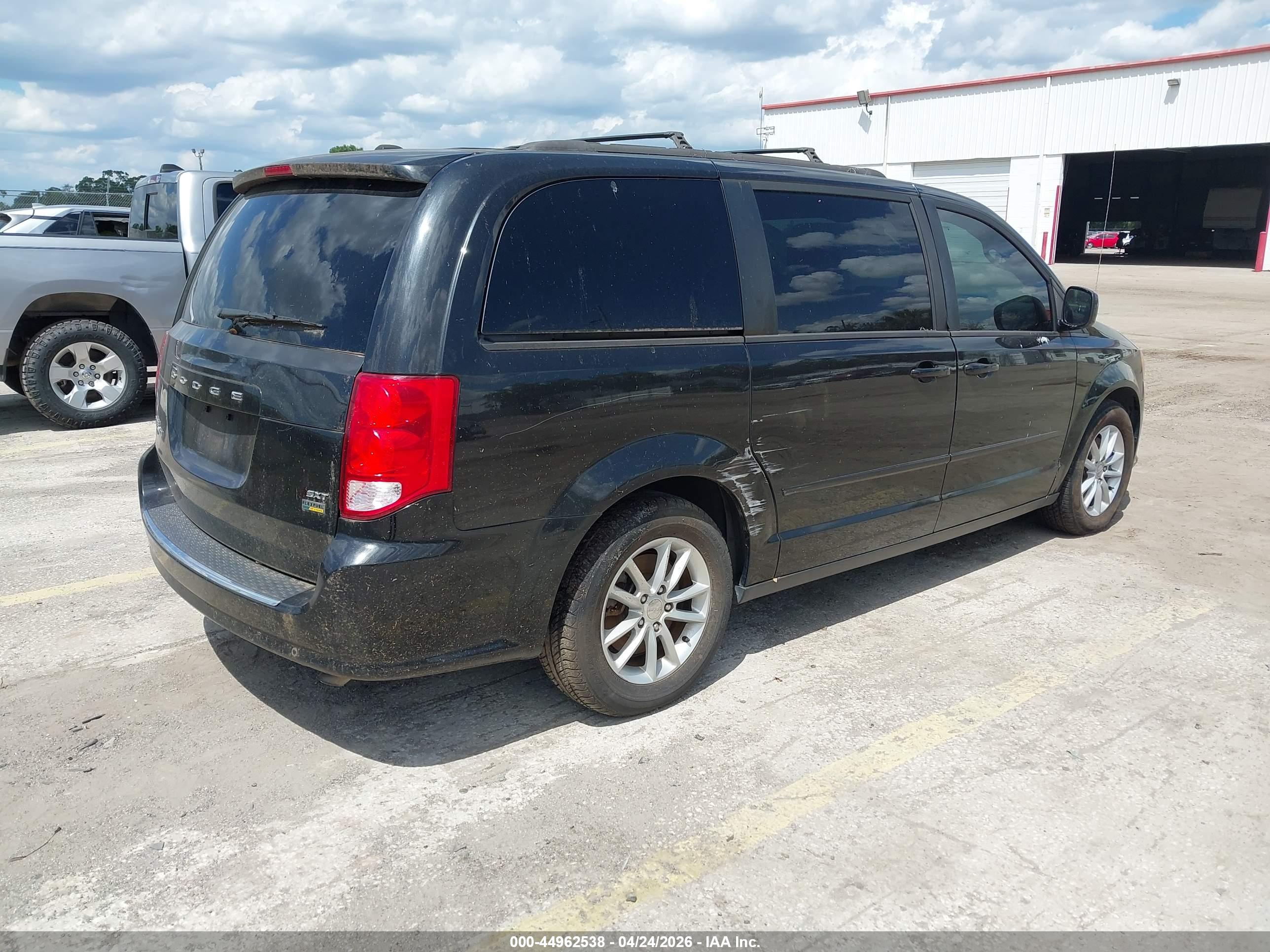 DODGE GRAND image 4