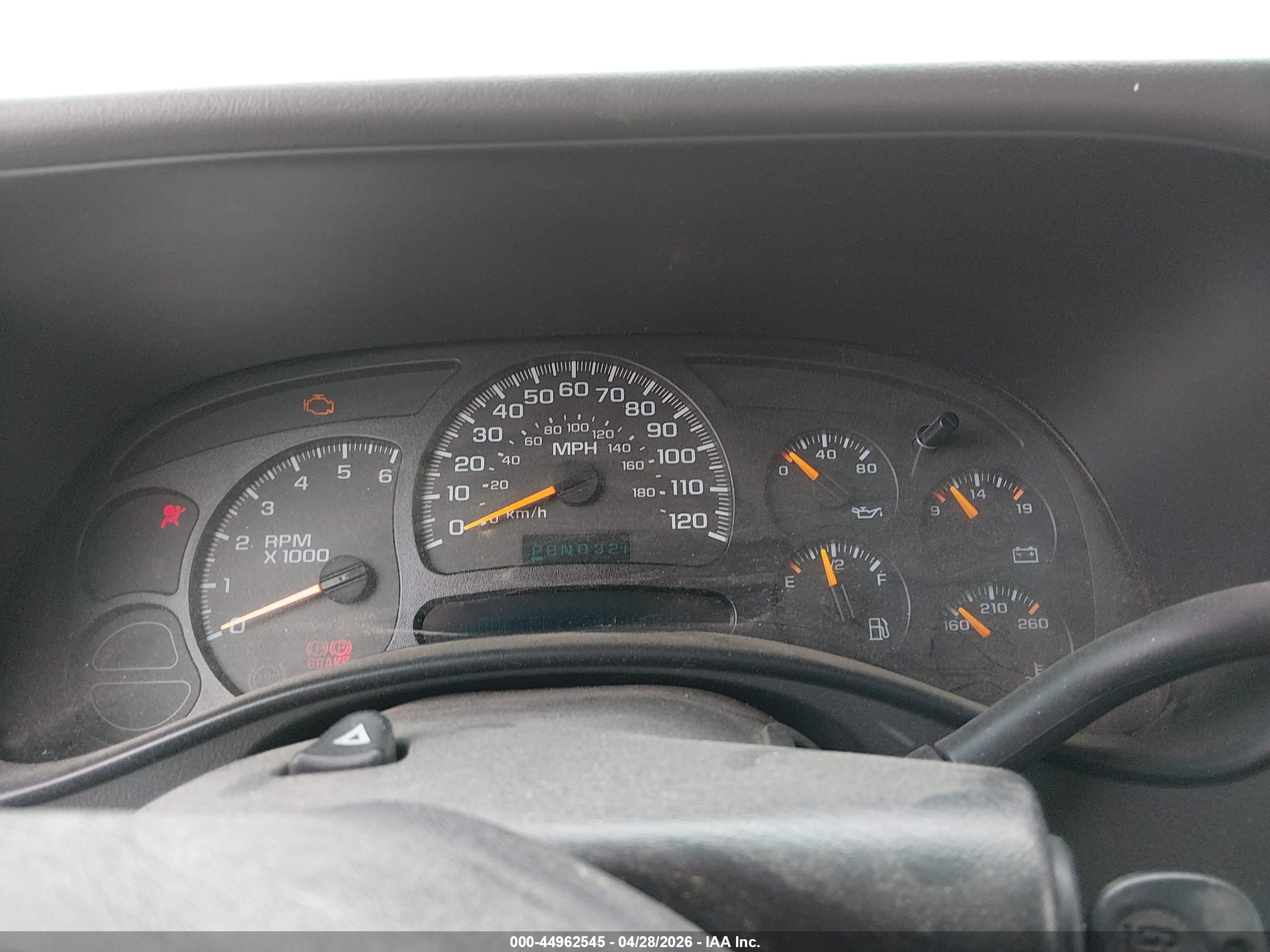 CHEVROLET SILVERADO image 7