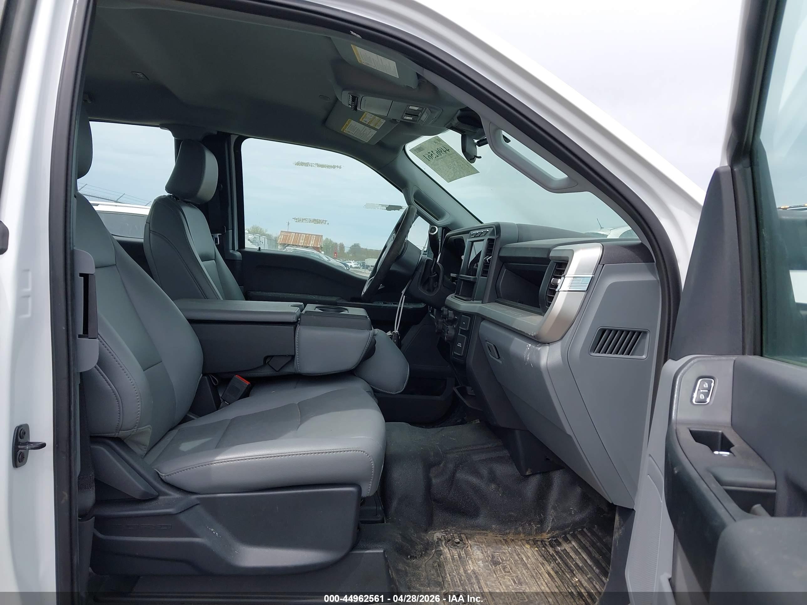 FORD F-250 image 5