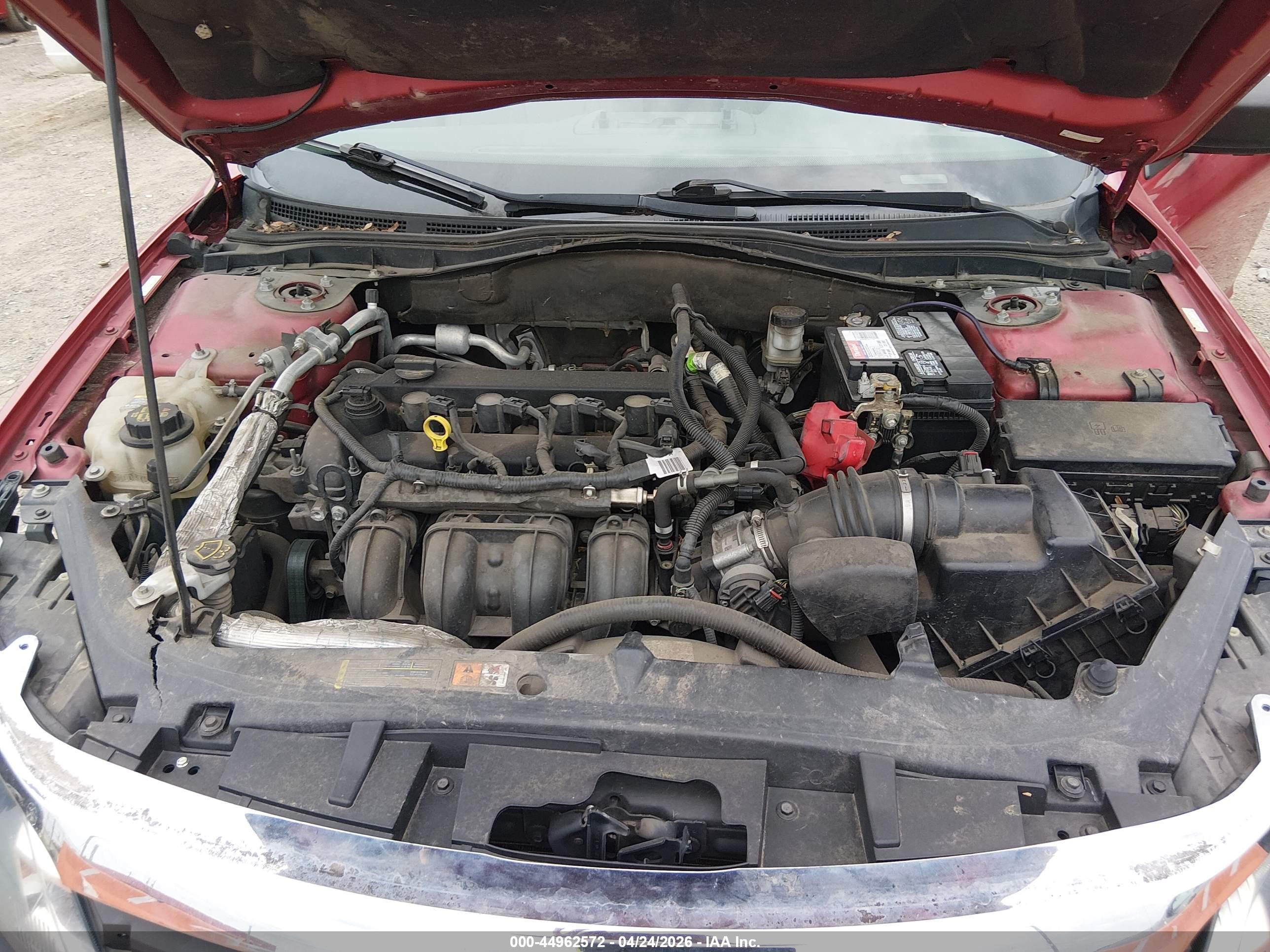FORD FUSION image 10