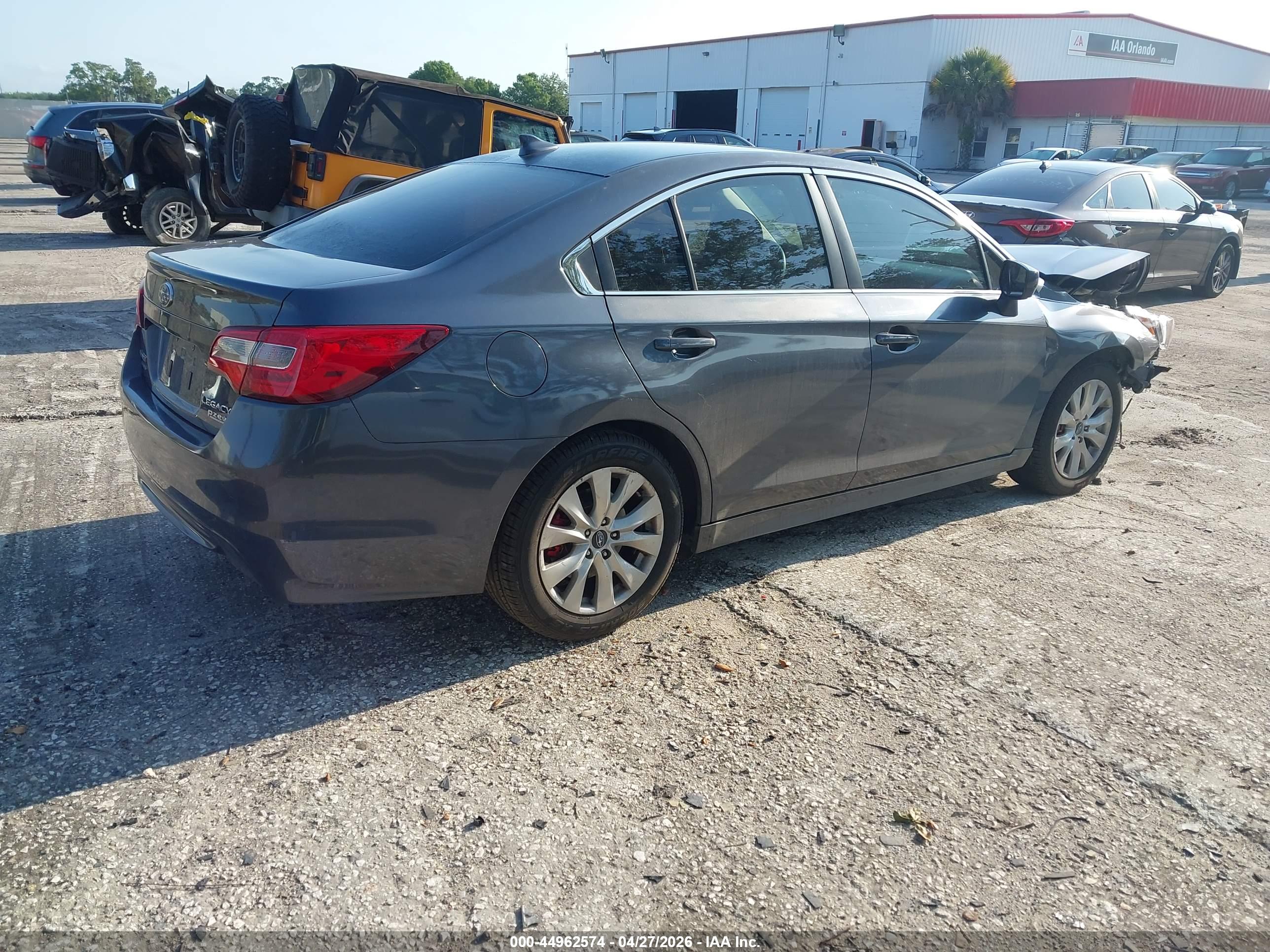 SUBARU LEGACY image 4
