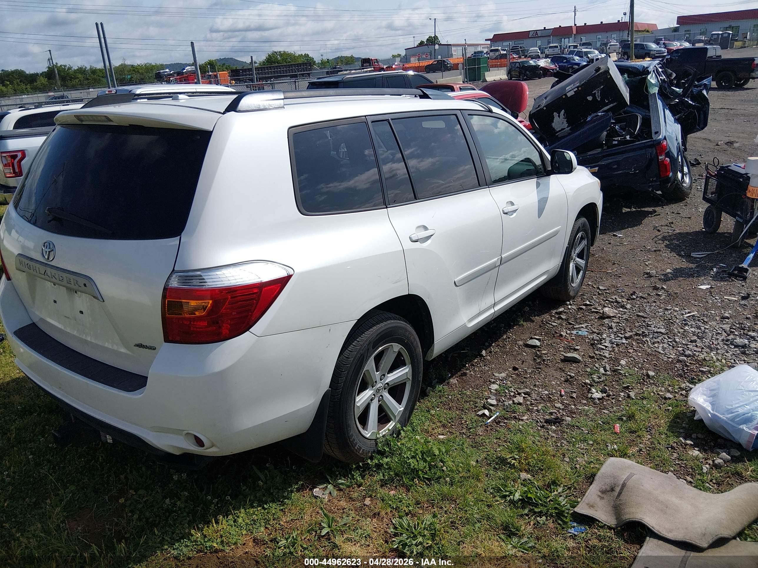 TOYOTA HIGHLANDER image 4