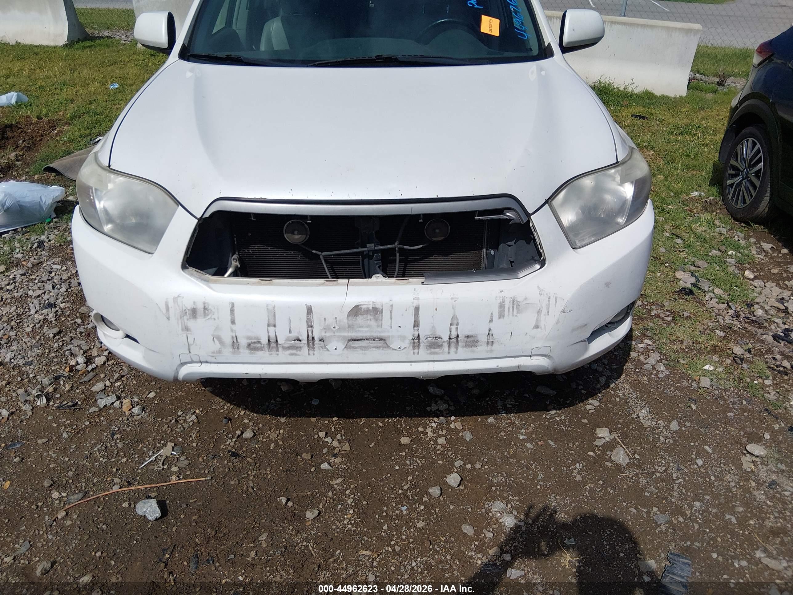 TOYOTA HIGHLANDER image 6