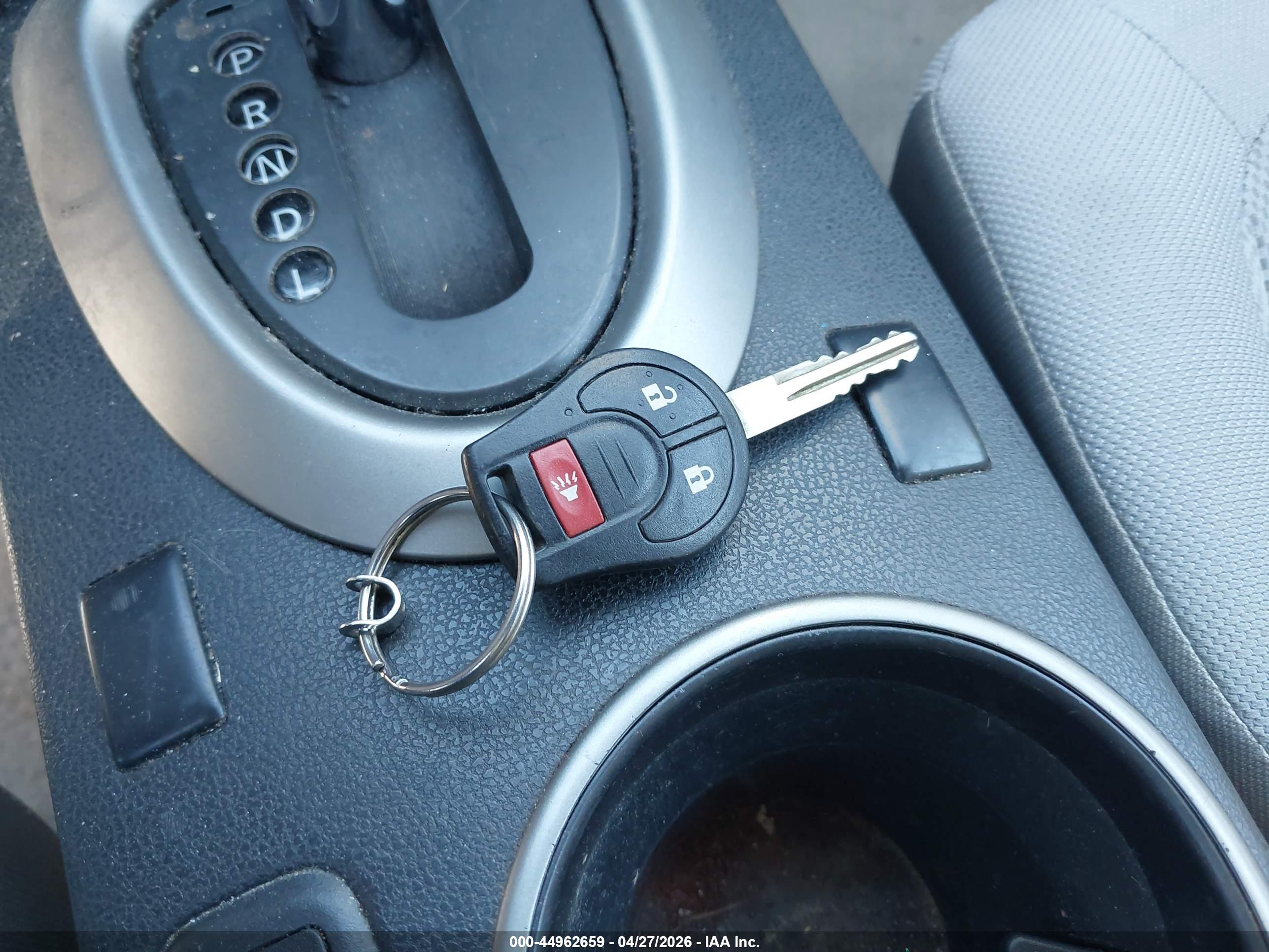 NISSAN ROGUE image 11