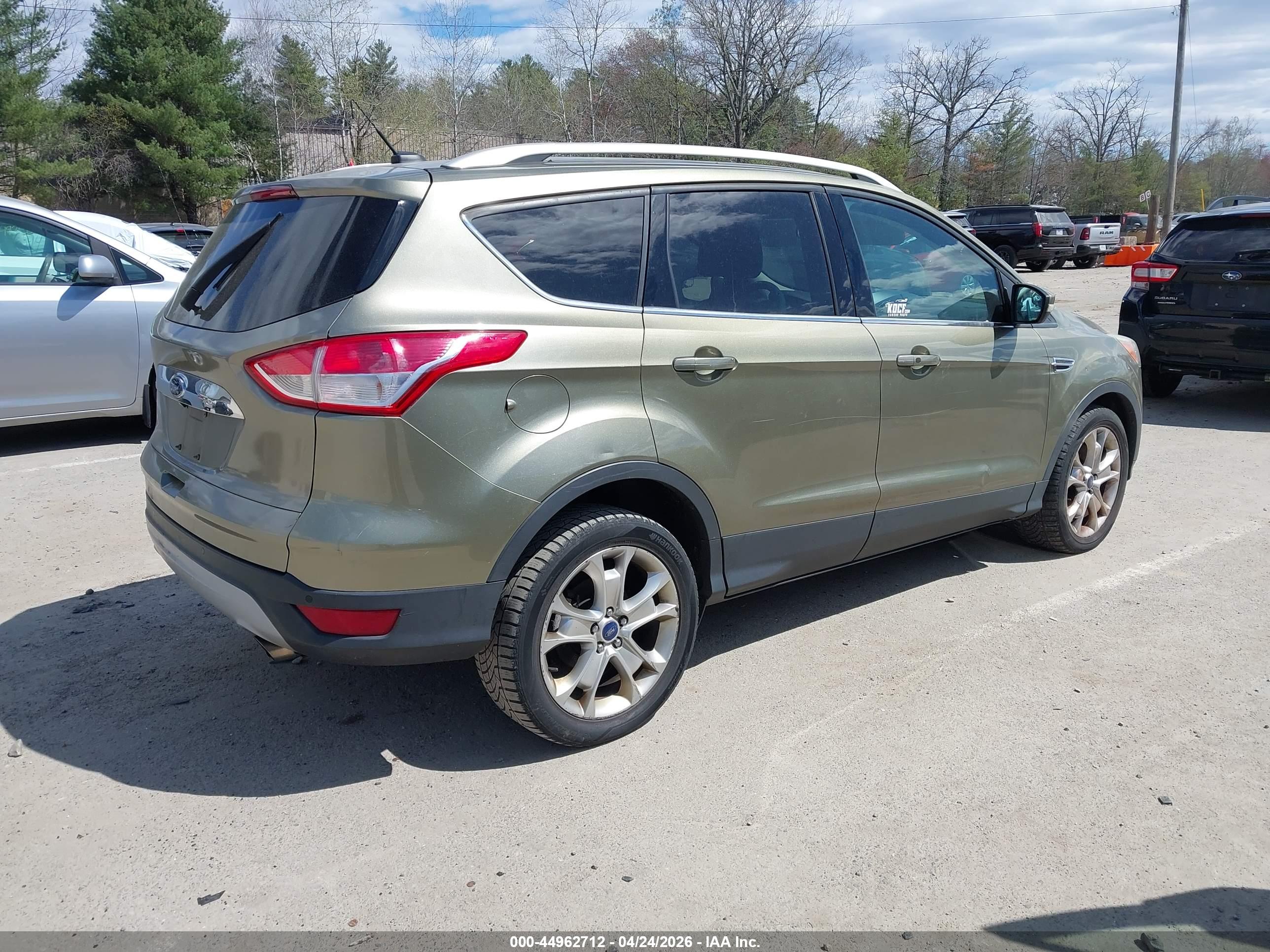 FORD ESCAPE image 4