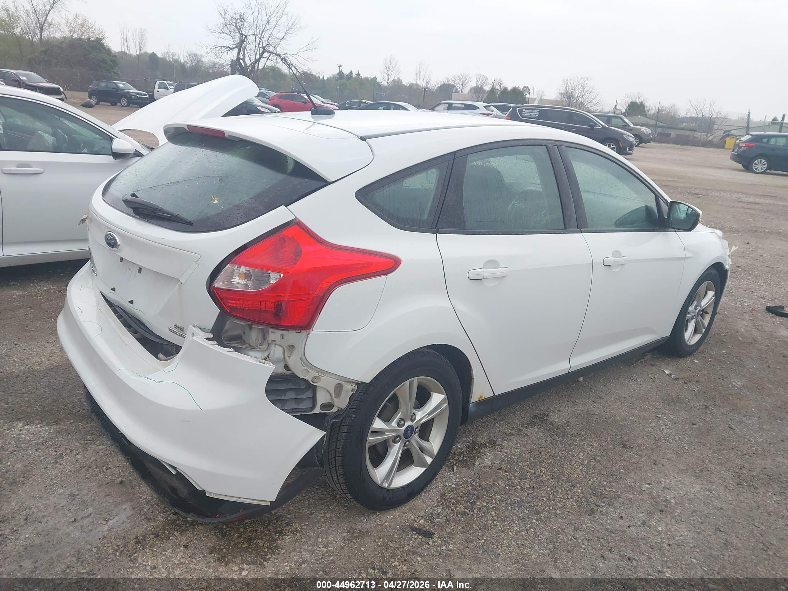 FORD FOCUS image 4